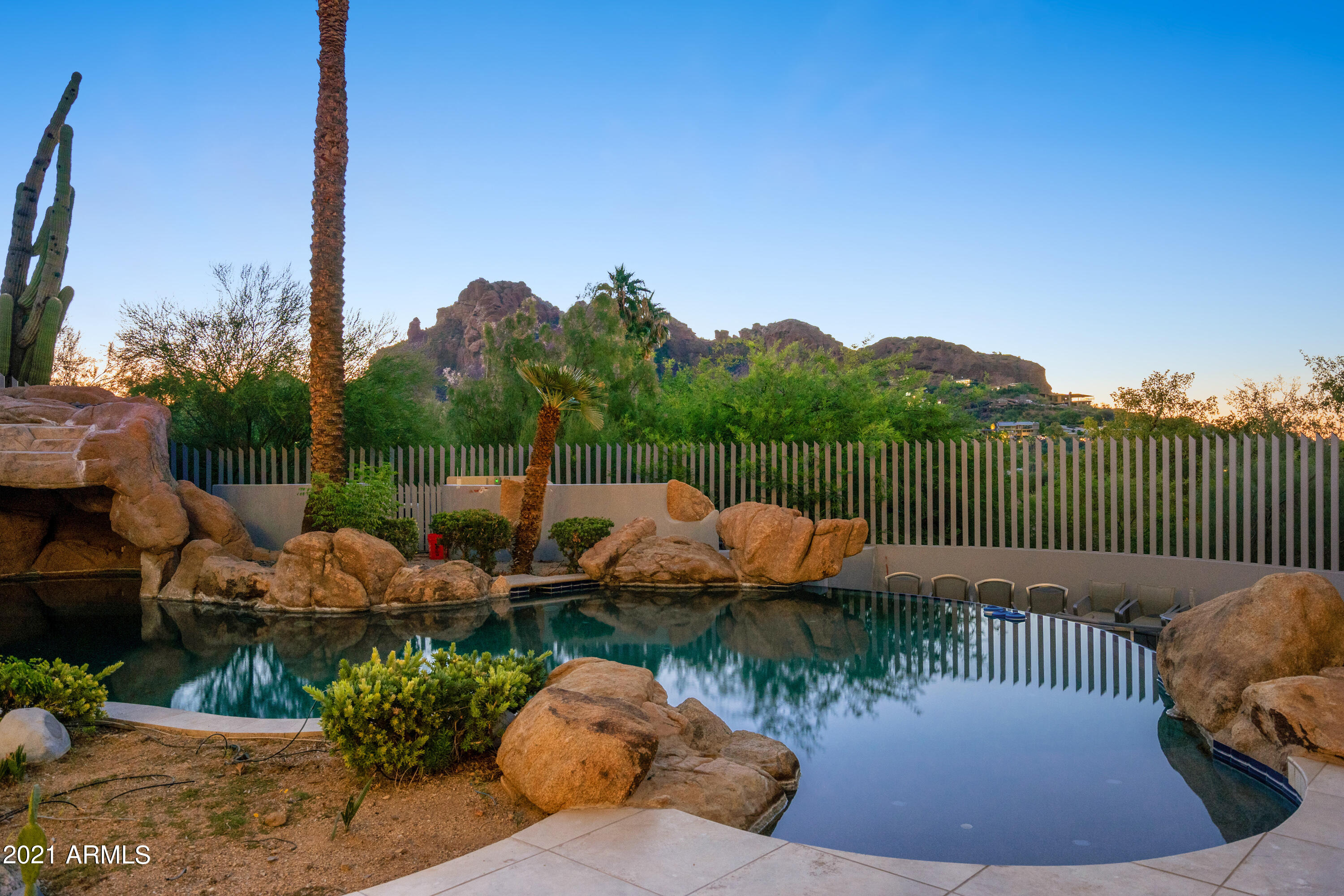 SANCTUARY - Residential