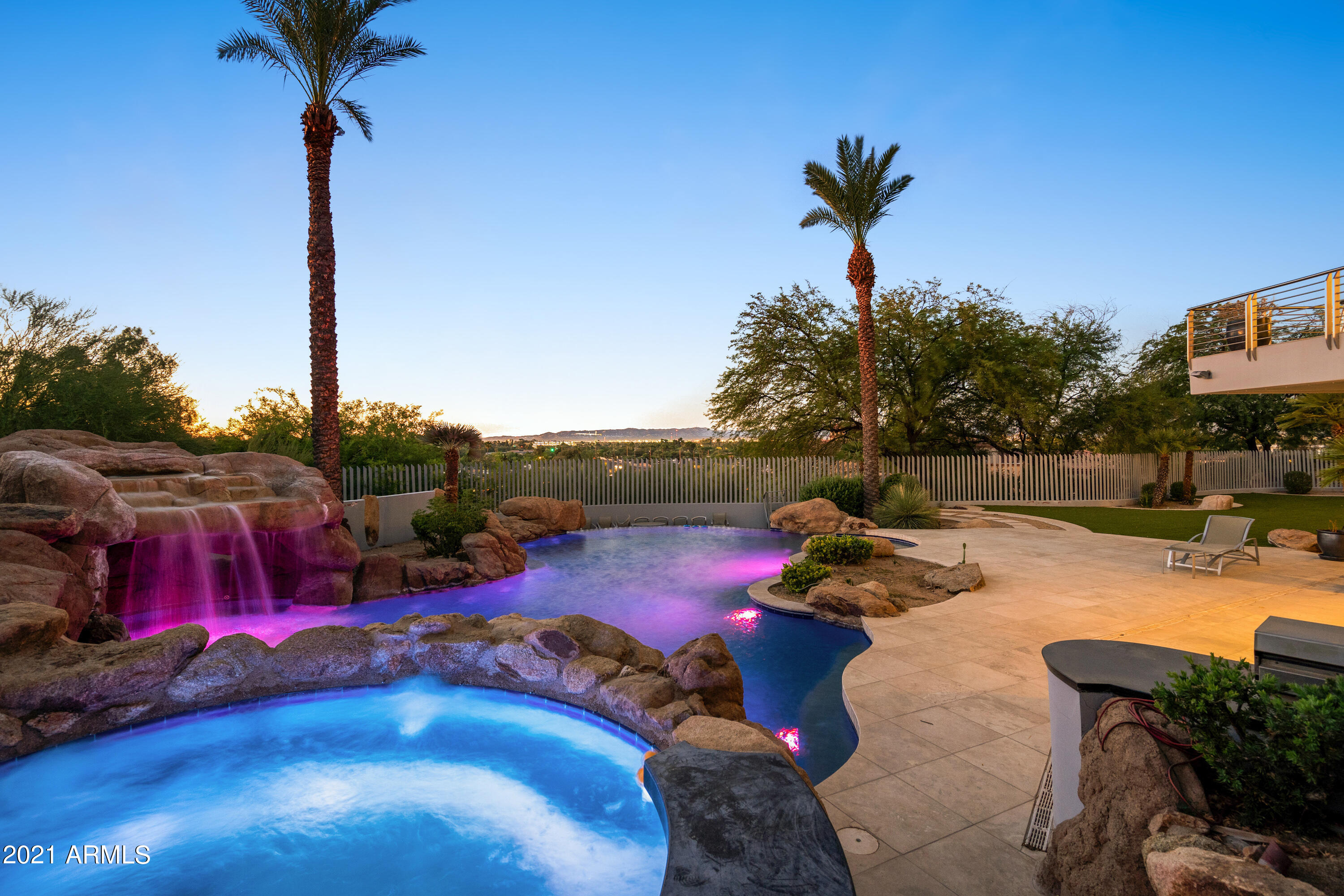 SANCTUARY - Residential