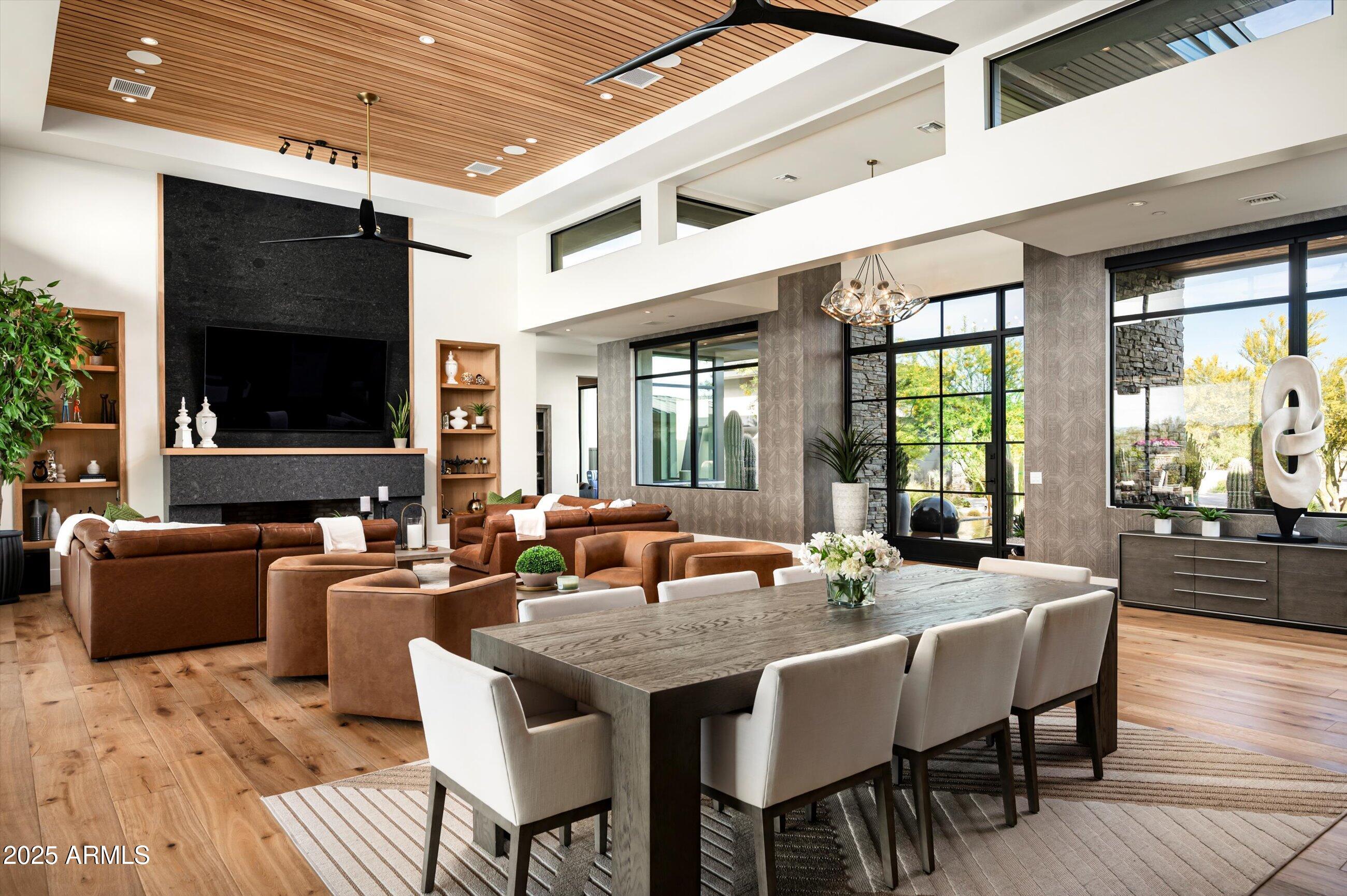 WHISPER ROCK - Residential