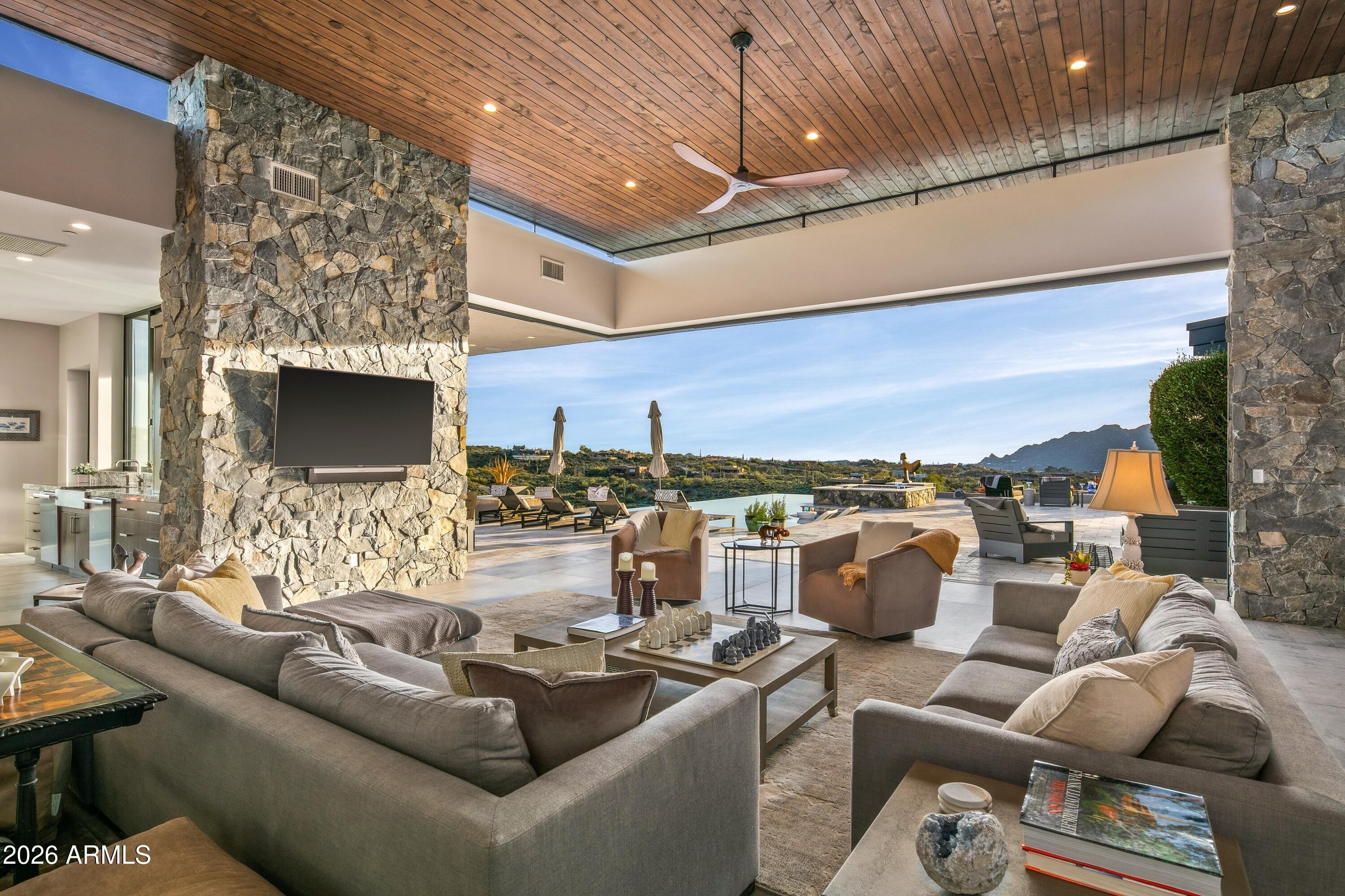 Carefree - No HOA - Residential