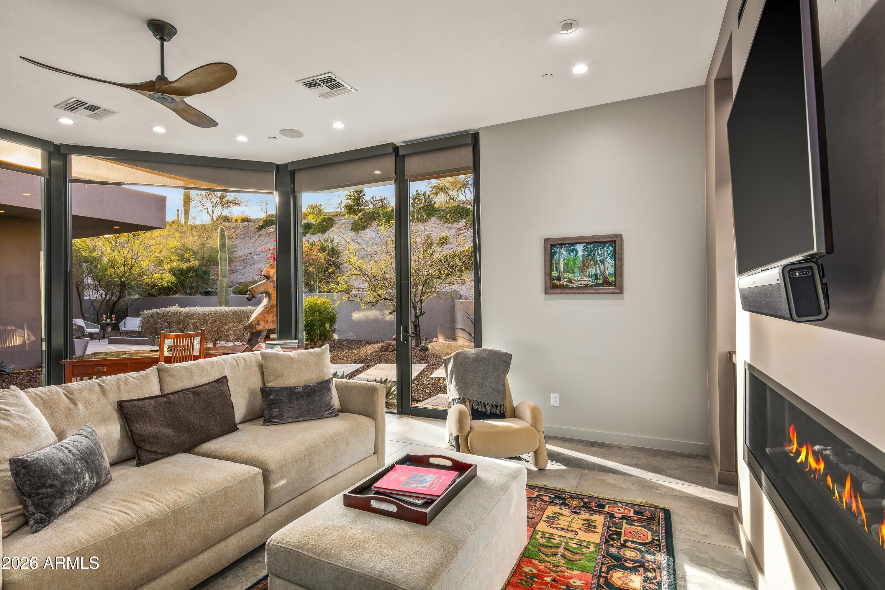 Carefree - No HOA - Residential
