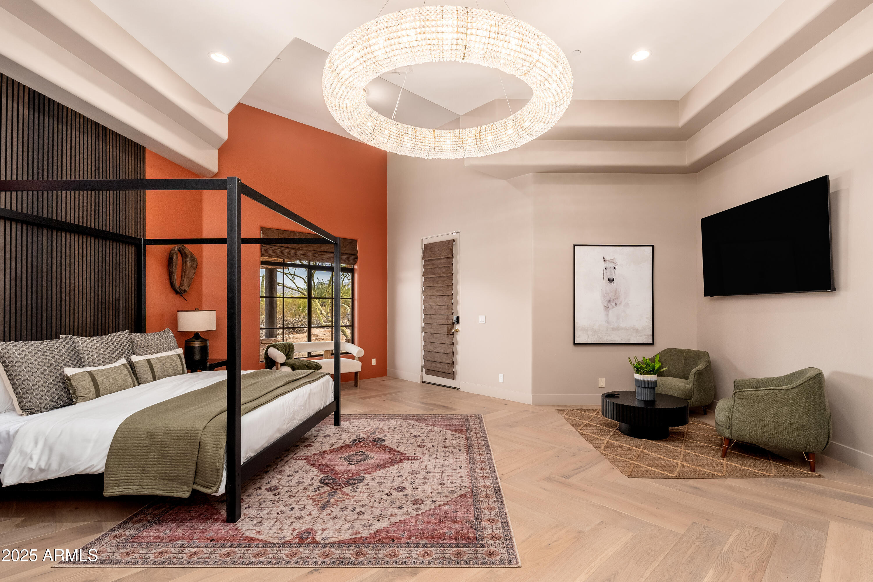 PINNACLE PARADISE - Residential