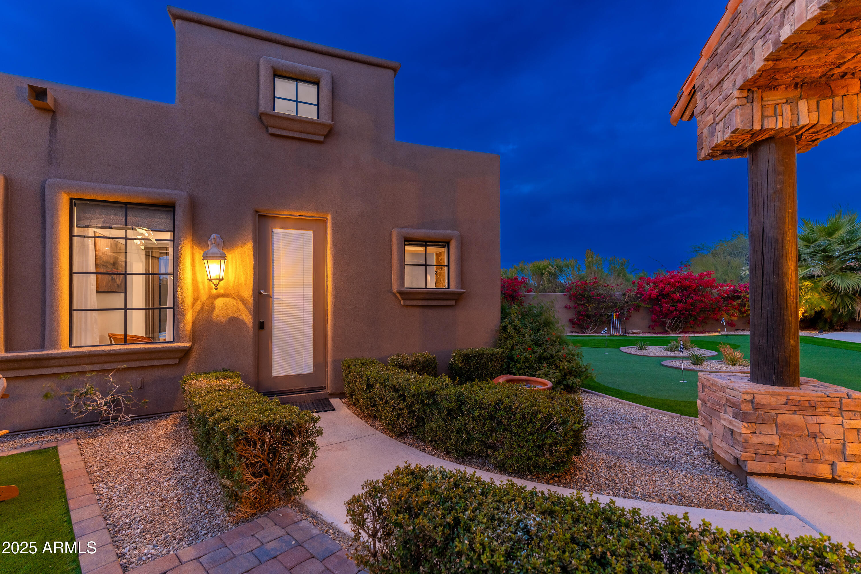 PINNACLE PARADISE - Residential
