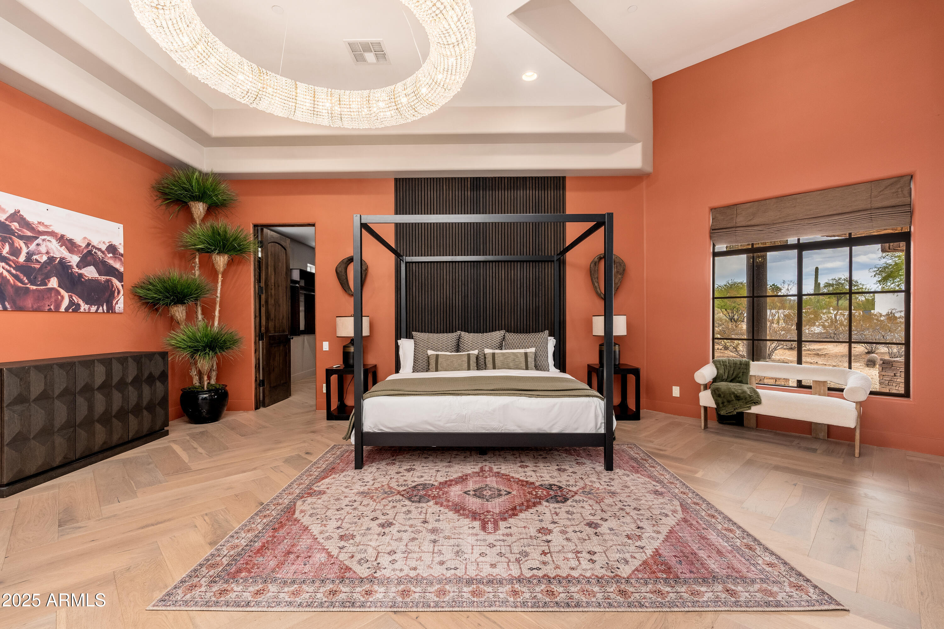 PINNACLE PARADISE - Residential