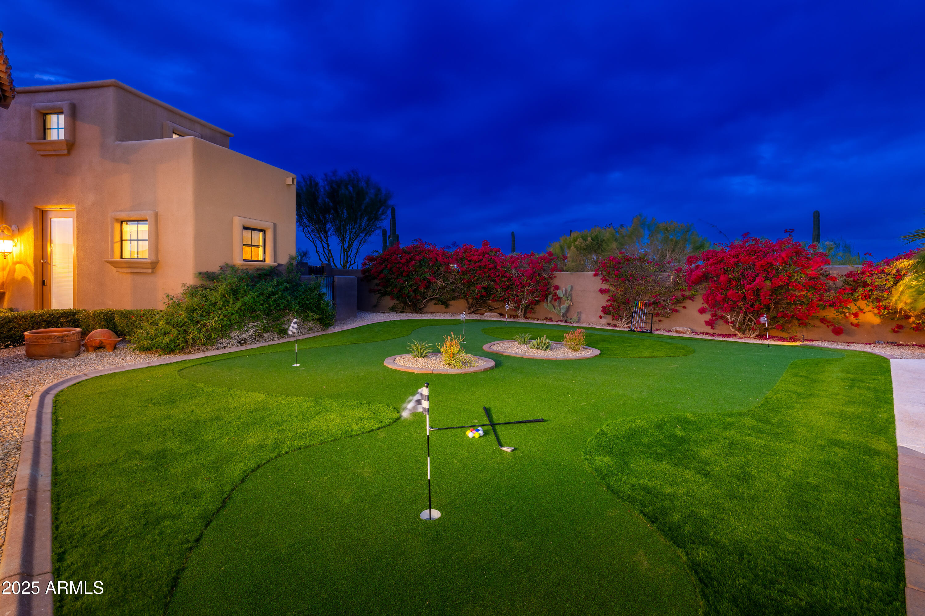 PINNACLE PARADISE - Residential