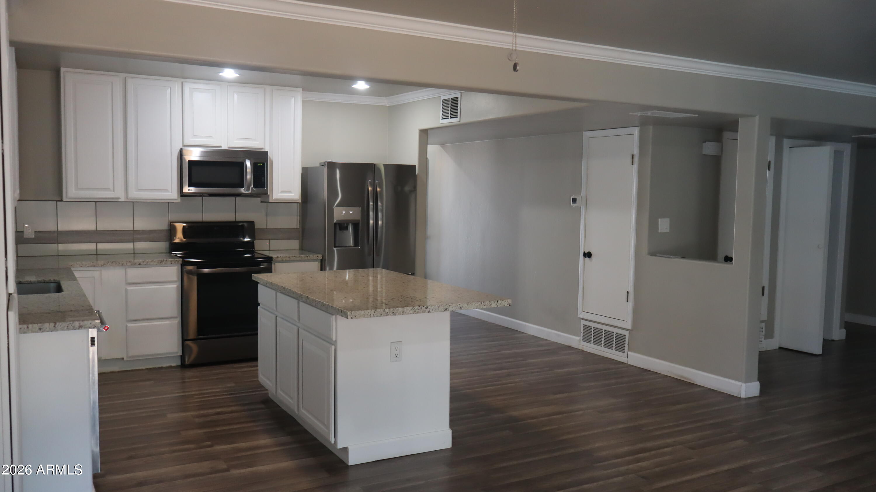 VISTA VILLAGE 1 - Residential