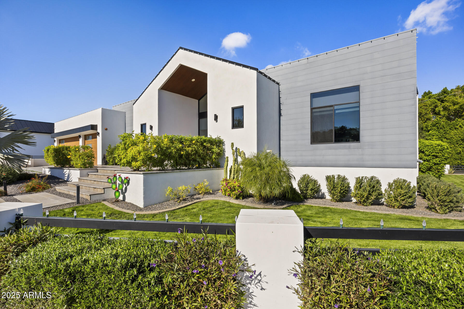 HIDDEN VILLAGE 10-B - Residential