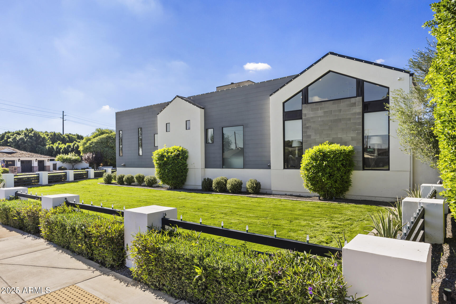 HIDDEN VILLAGE 10-B - Residential