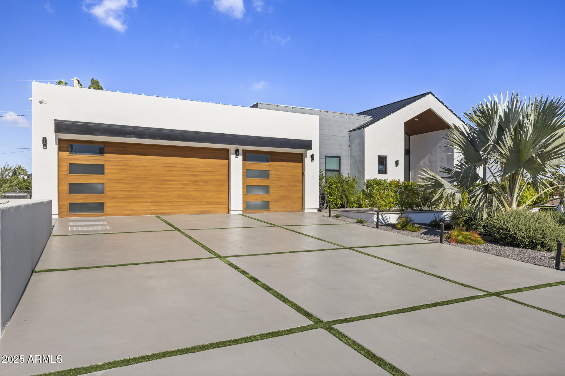 HIDDEN VILLAGE 10-B - Residential
