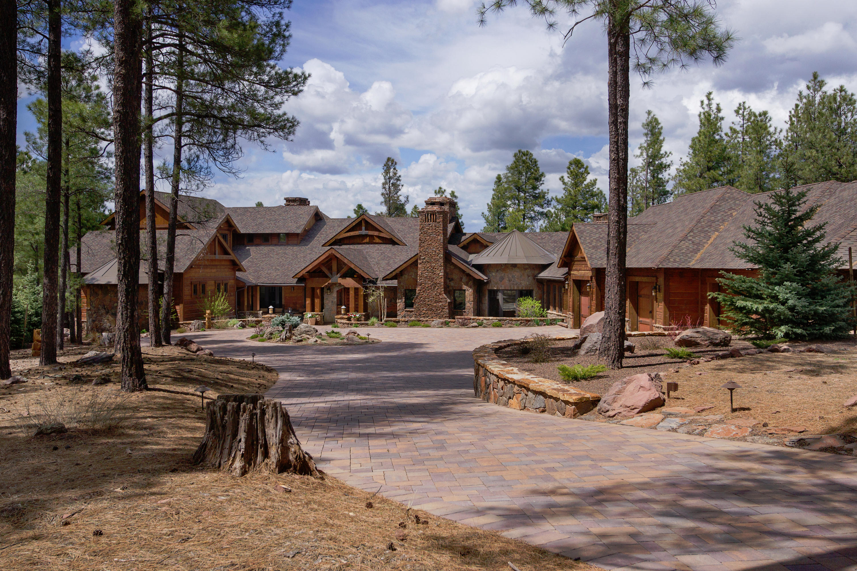 Extraordinary 'Crown Jewel' in Forest Highlands, never before on the market. Situated on 2.2 acres of pristine pines on the renowned Gold Coast of the 'Meadow Golf Course', stunning San Francisco Peaks, lake and fairway views! 

(Click 'More' to Continue Details.) We are pleased and excited to report that the Renovation and Expansion Master Plan has been approved for Forest Highlands including expansions to the Meadow Clubhouse, Family Recreation Center, Pools, Dining Open Terrace, New Outdoor Bar, Added Young Children's Center, Family Jacuzzi, Splash Play Area, Coffee Bar/Soda Fountain Center and New Trellis Shade Area.  

*SEE SUPPLEMENTAL FORM IN DOCUMENTS