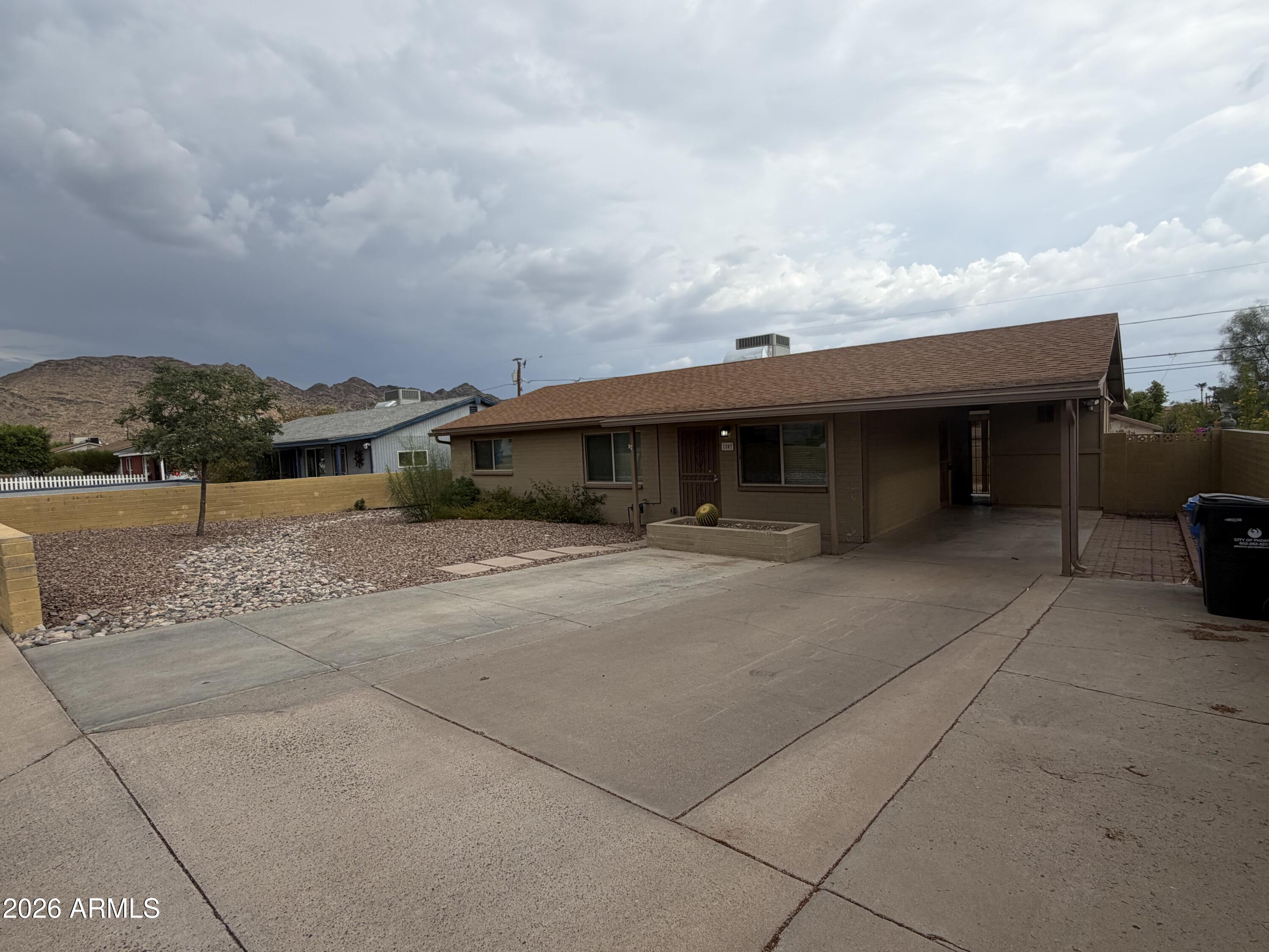 Palo Verde Hills - Residential Lease