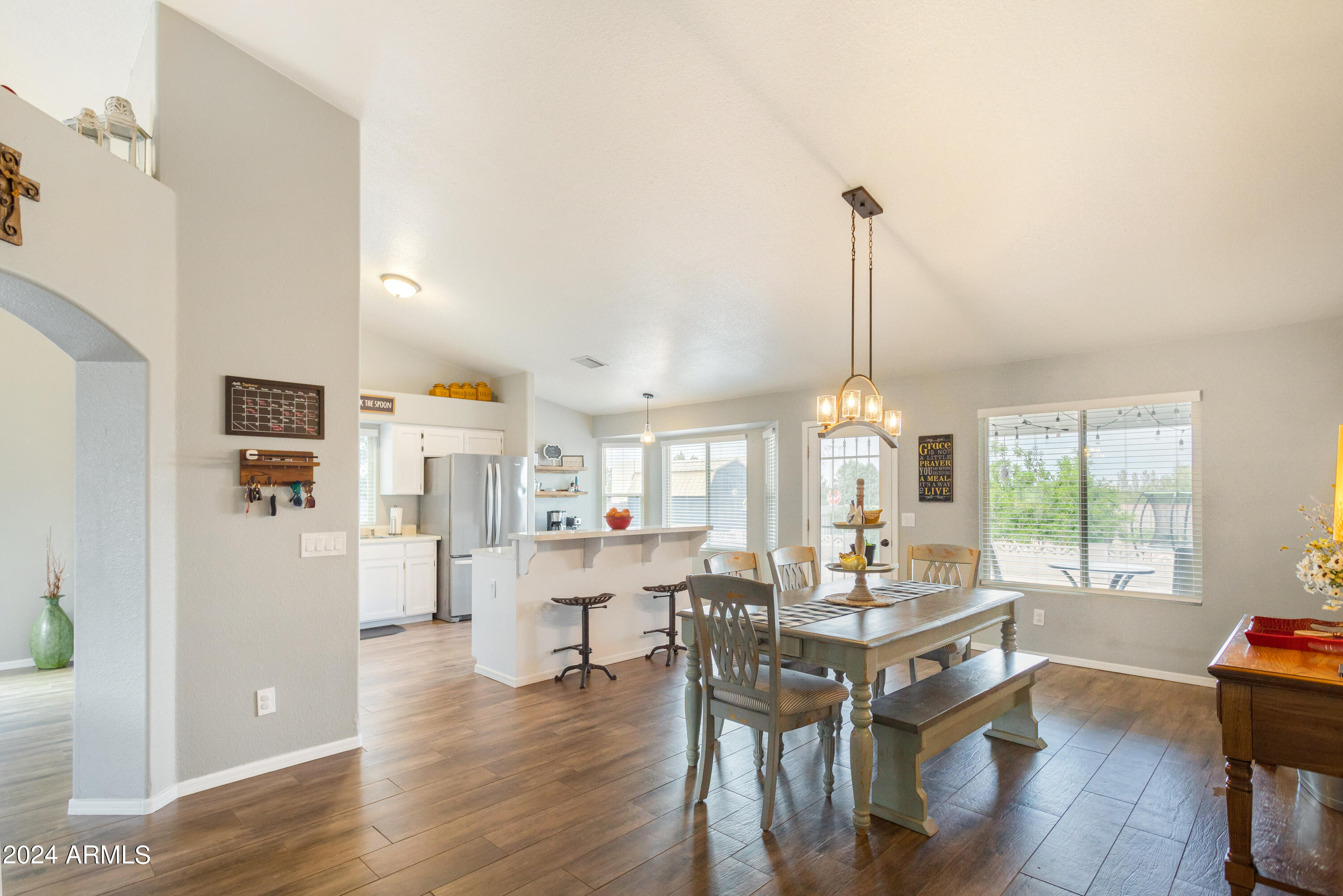 MOUNTAIN SHADOWS PHASE E - Residential