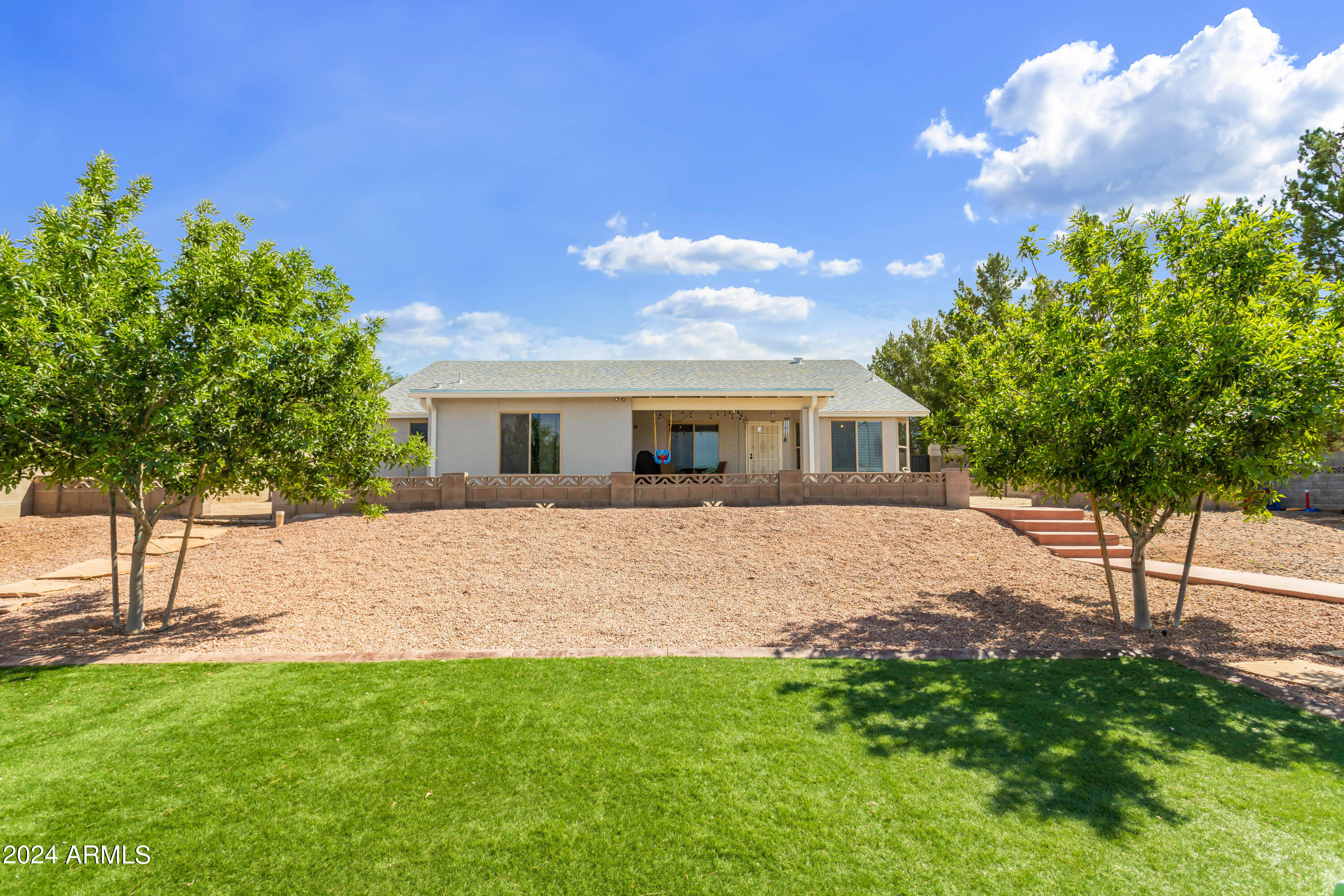 MOUNTAIN SHADOWS PHASE E - Residential