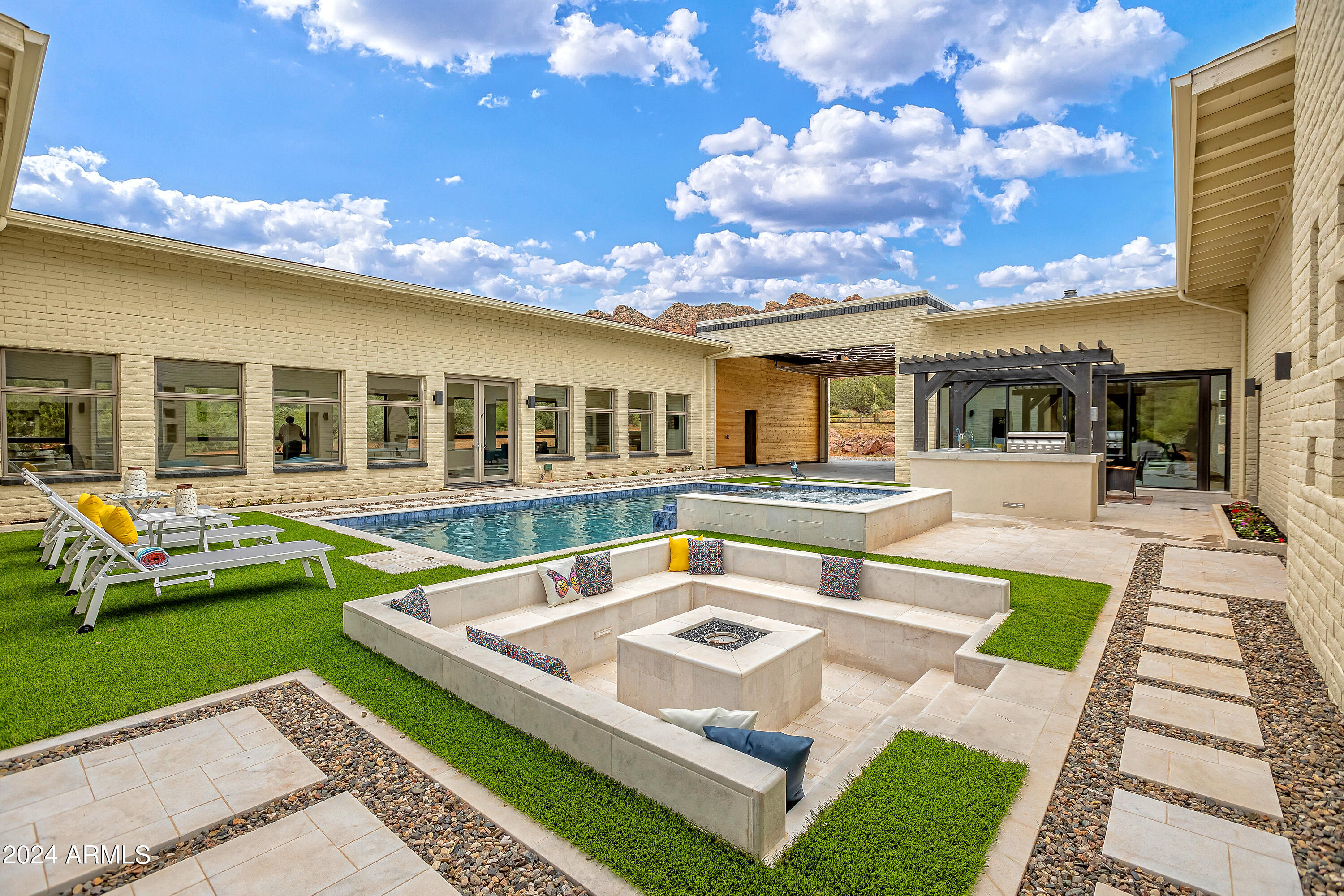 Under 5 Acres - Residential