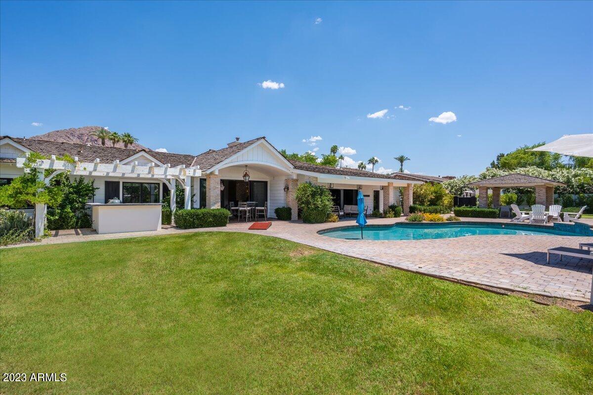 EL CAMELLO - Residential