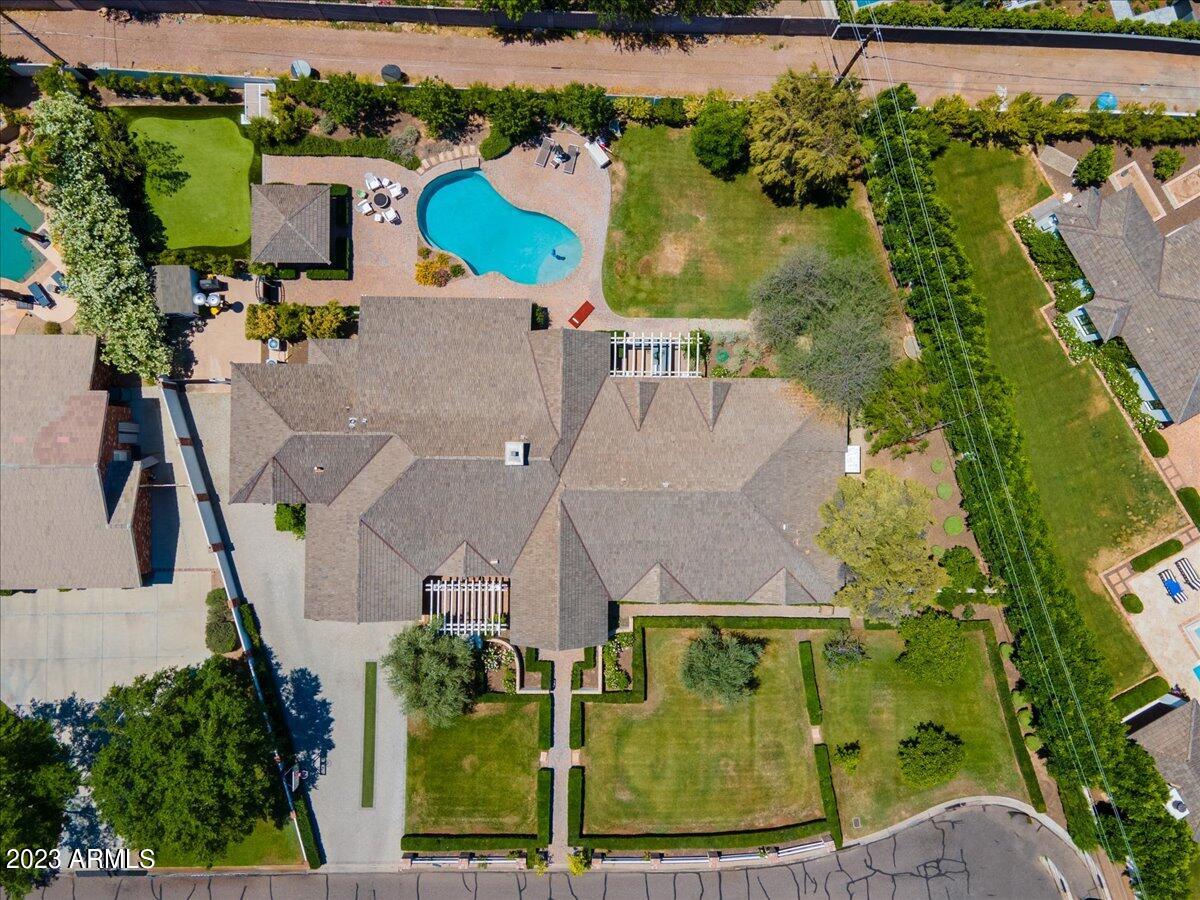 EL CAMELLO - Residential
