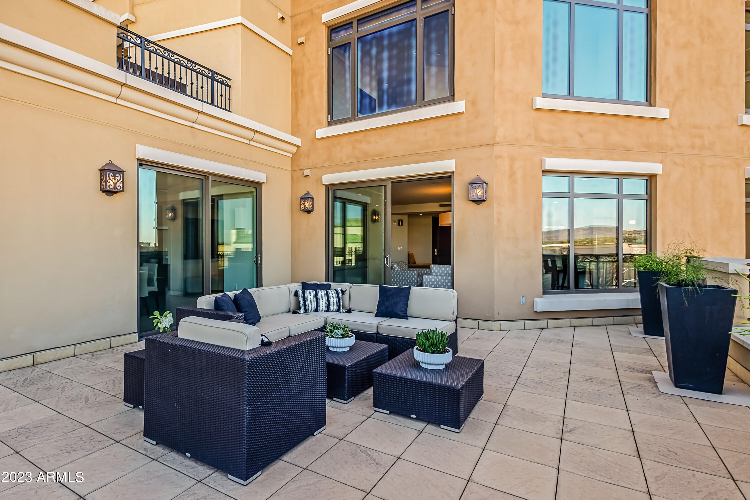 SCOTTSDALE WATERFRONT RESIDENCES CONDOMINIUM - Residential