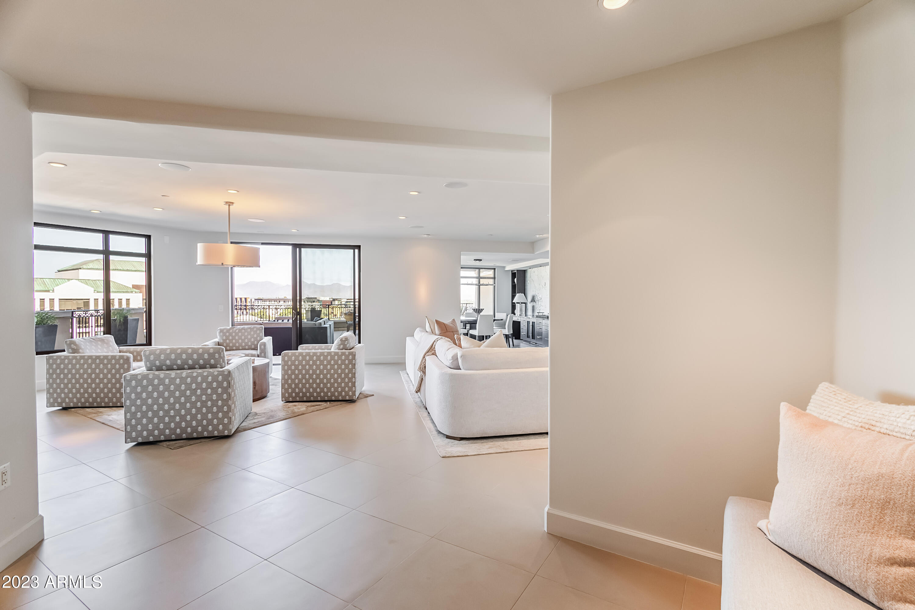 SCOTTSDALE WATERFRONT RESIDENCES CONDOMINIUM - Residential