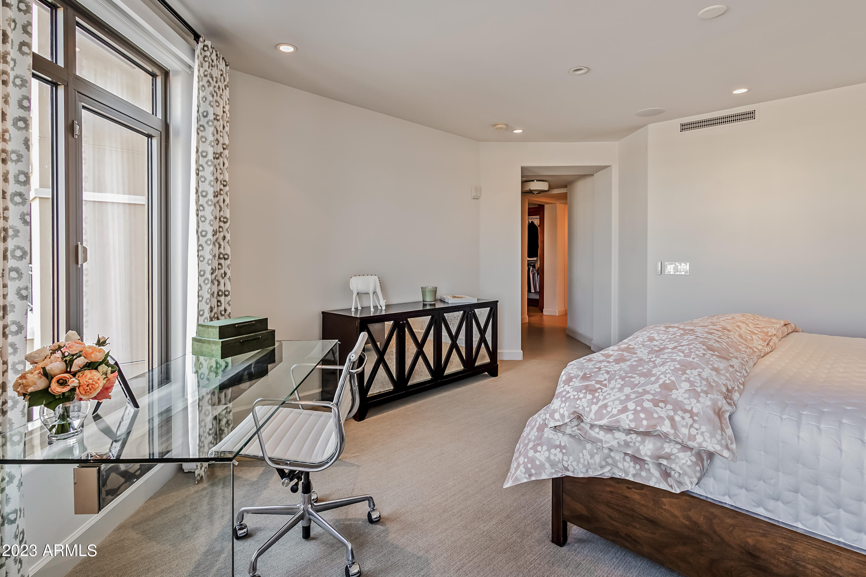 SCOTTSDALE WATERFRONT RESIDENCES CONDOMINIUM - Residential