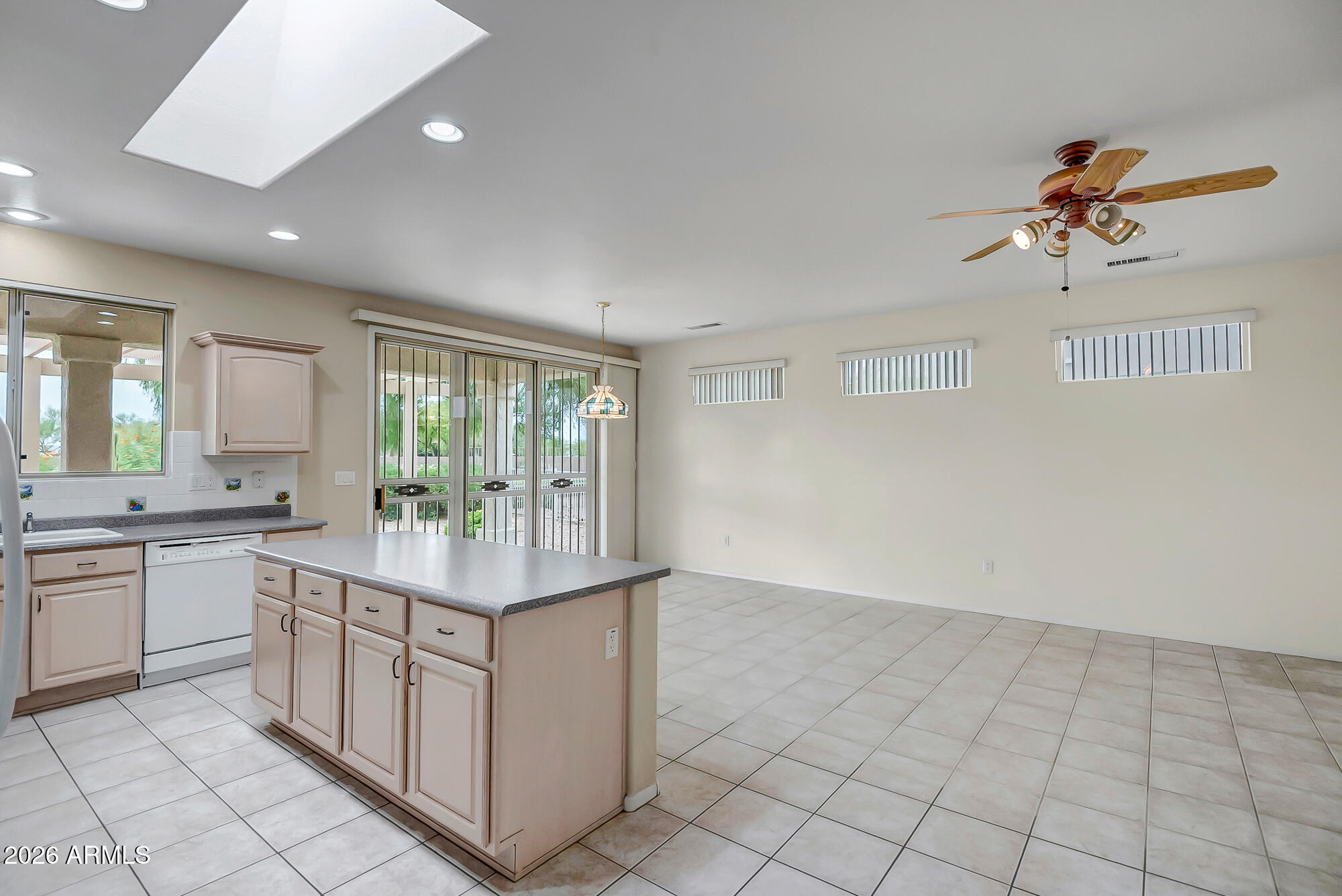 SUN CITY GRAND-MOUNTAIN VIEW 1 - Residential