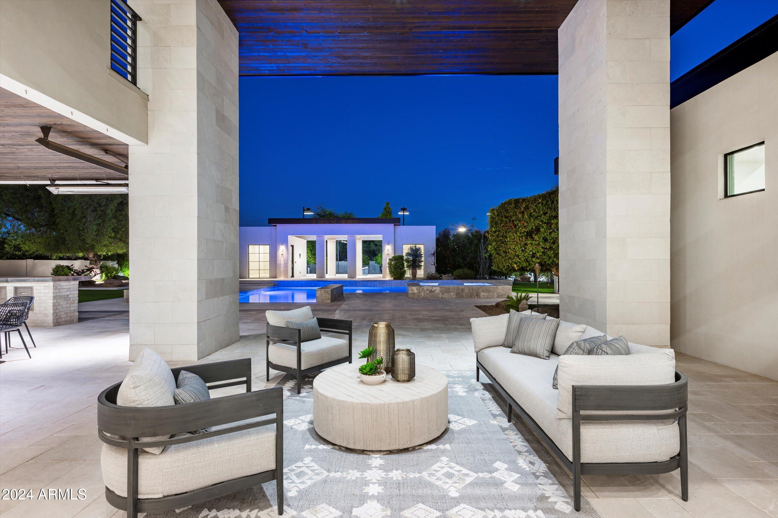 Paradise Valley - Residential