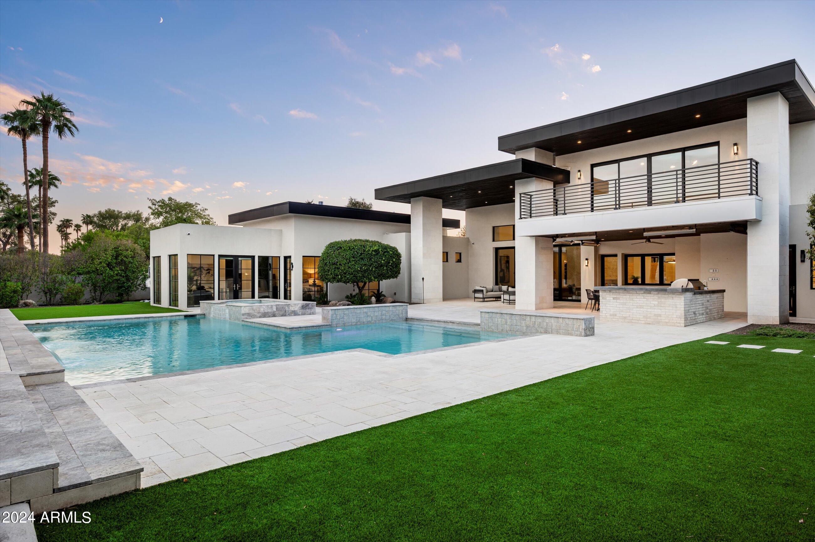 Paradise Valley - Residential