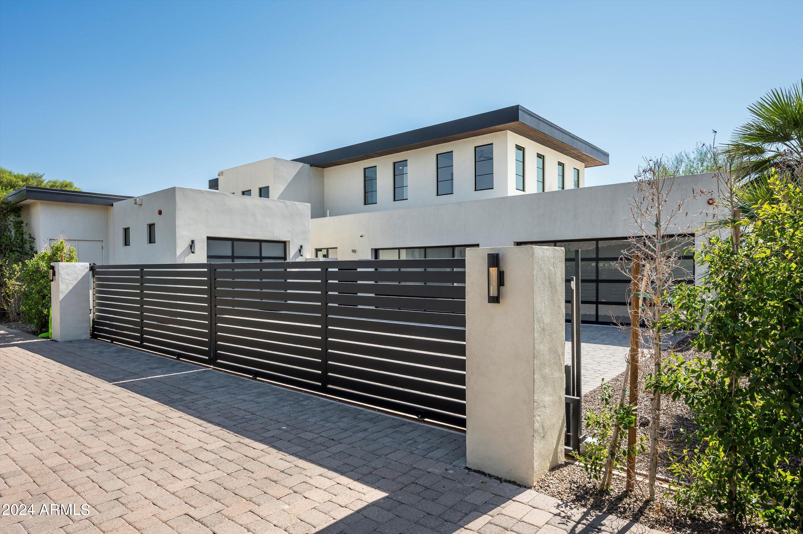 Paradise Valley - Residential
