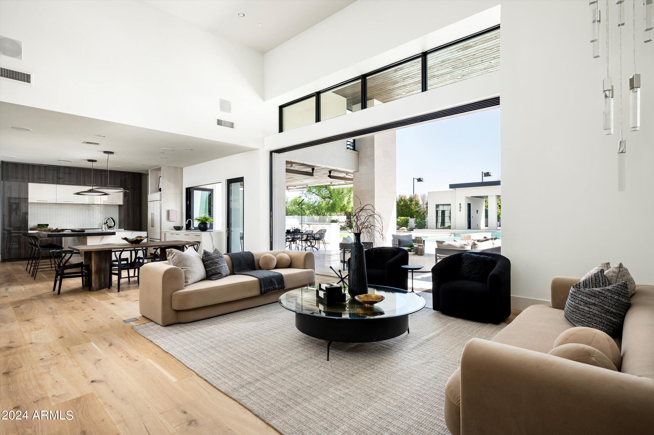 Paradise Valley - Residential