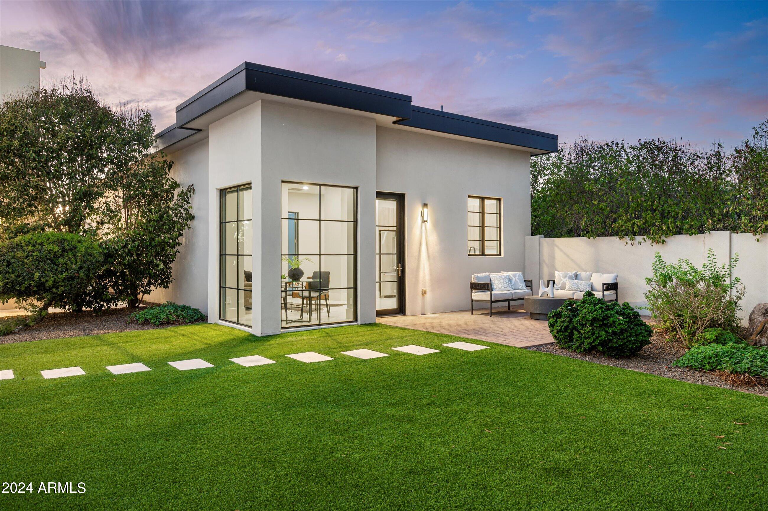 Paradise Valley - Residential
