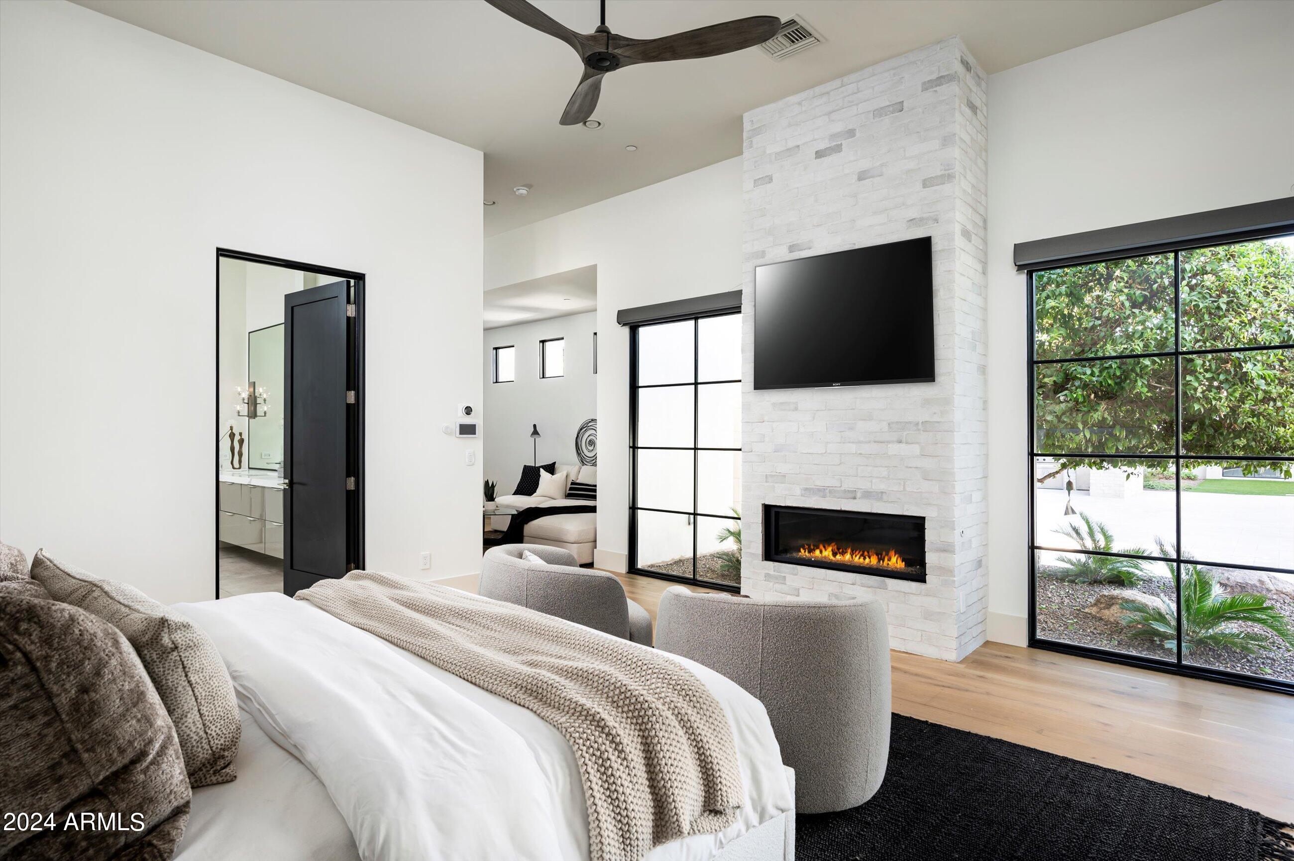 Paradise Valley - Residential
