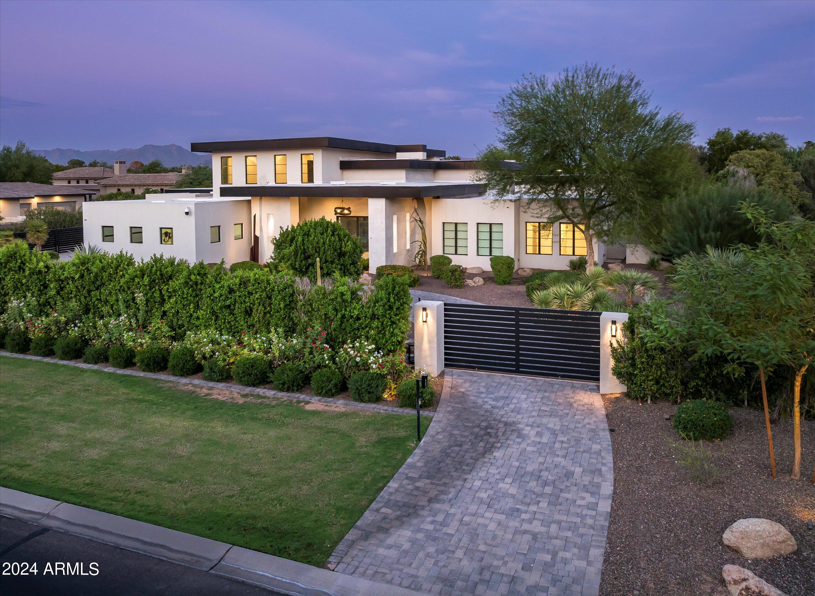 Paradise Valley - Residential