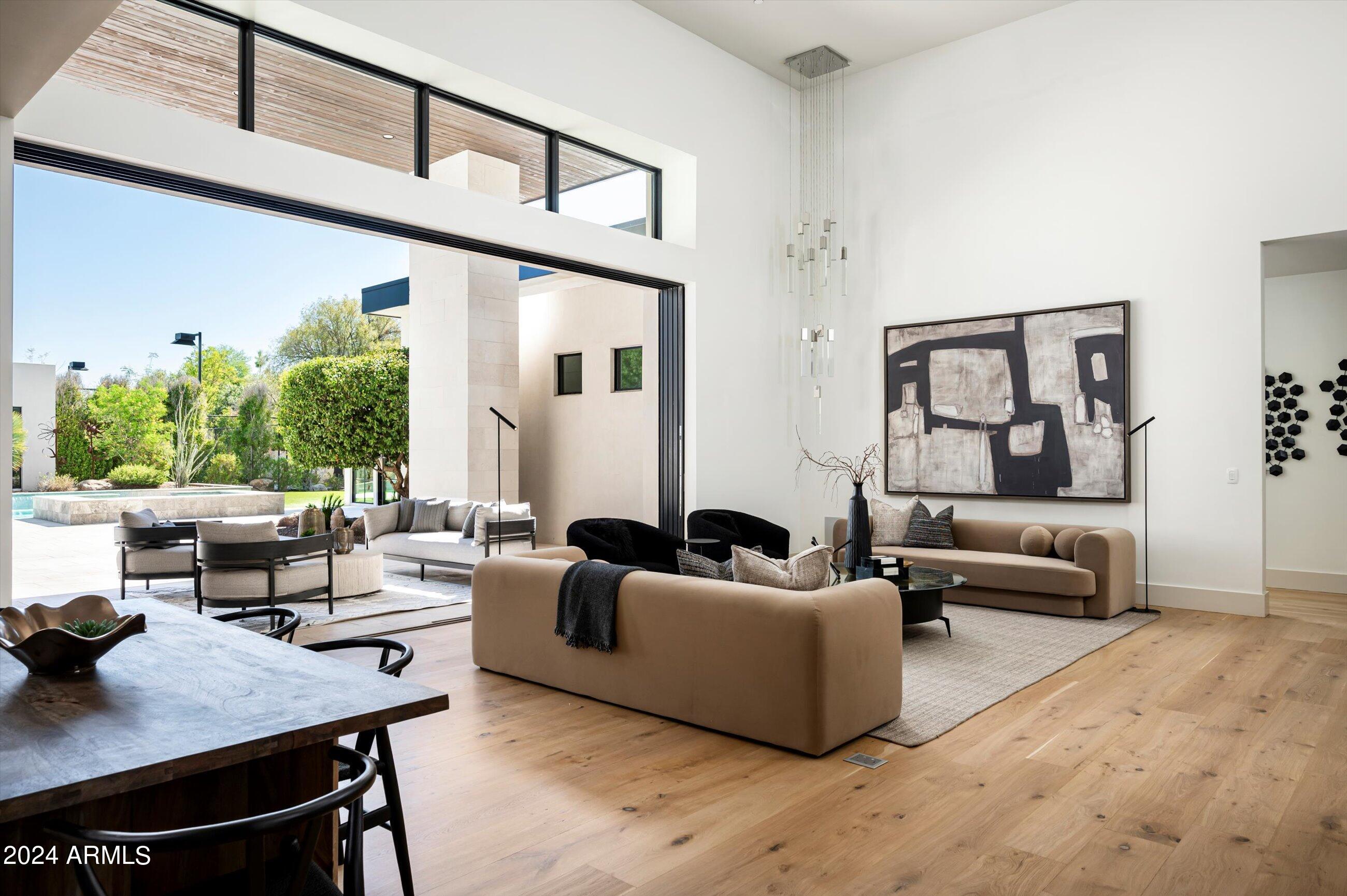 Paradise Valley - Residential