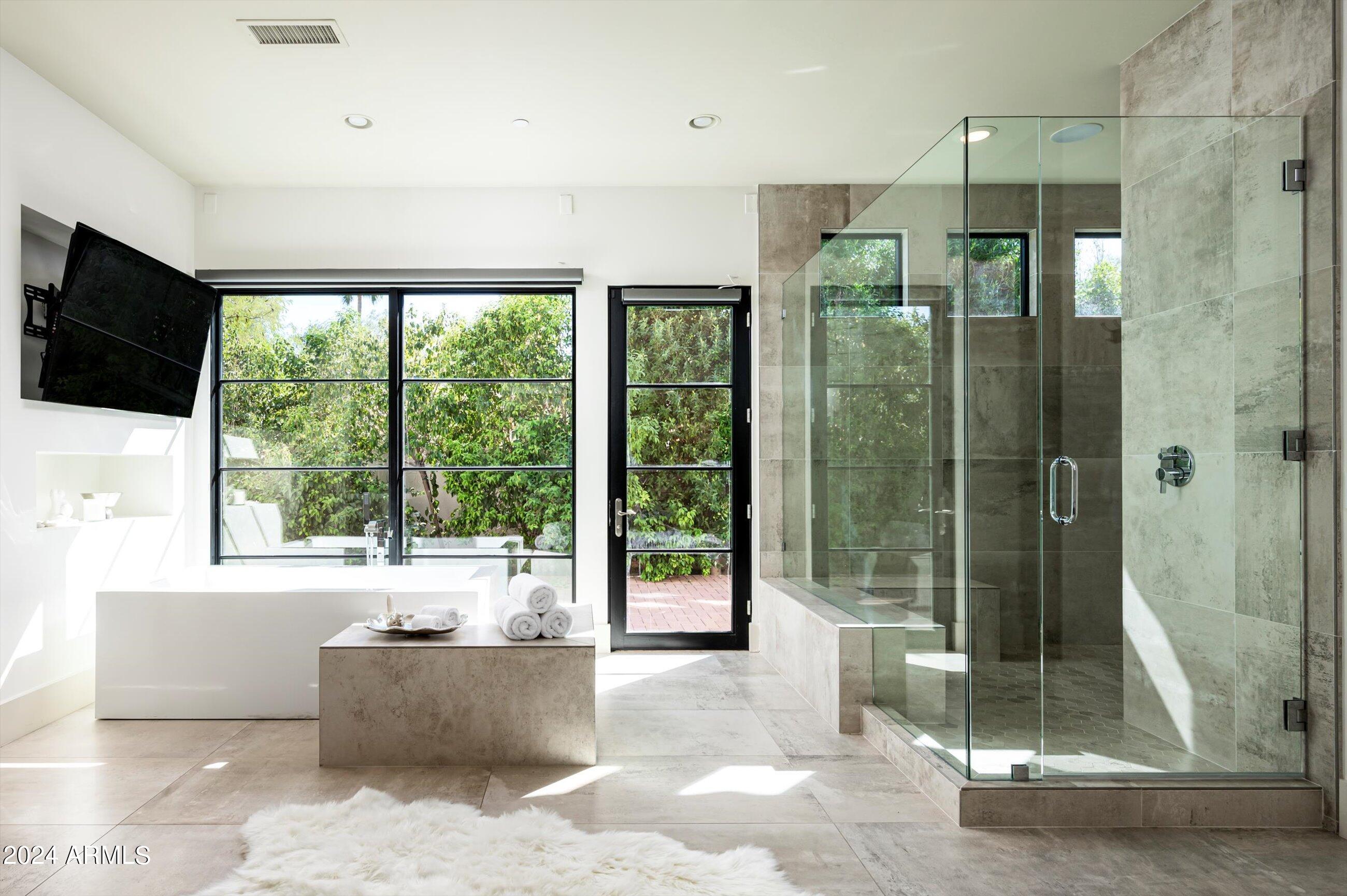 Paradise Valley - Residential