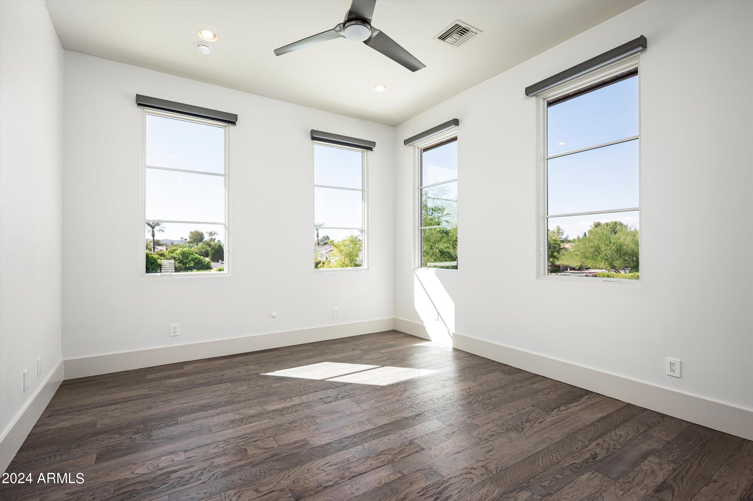 Paradise Valley - Residential