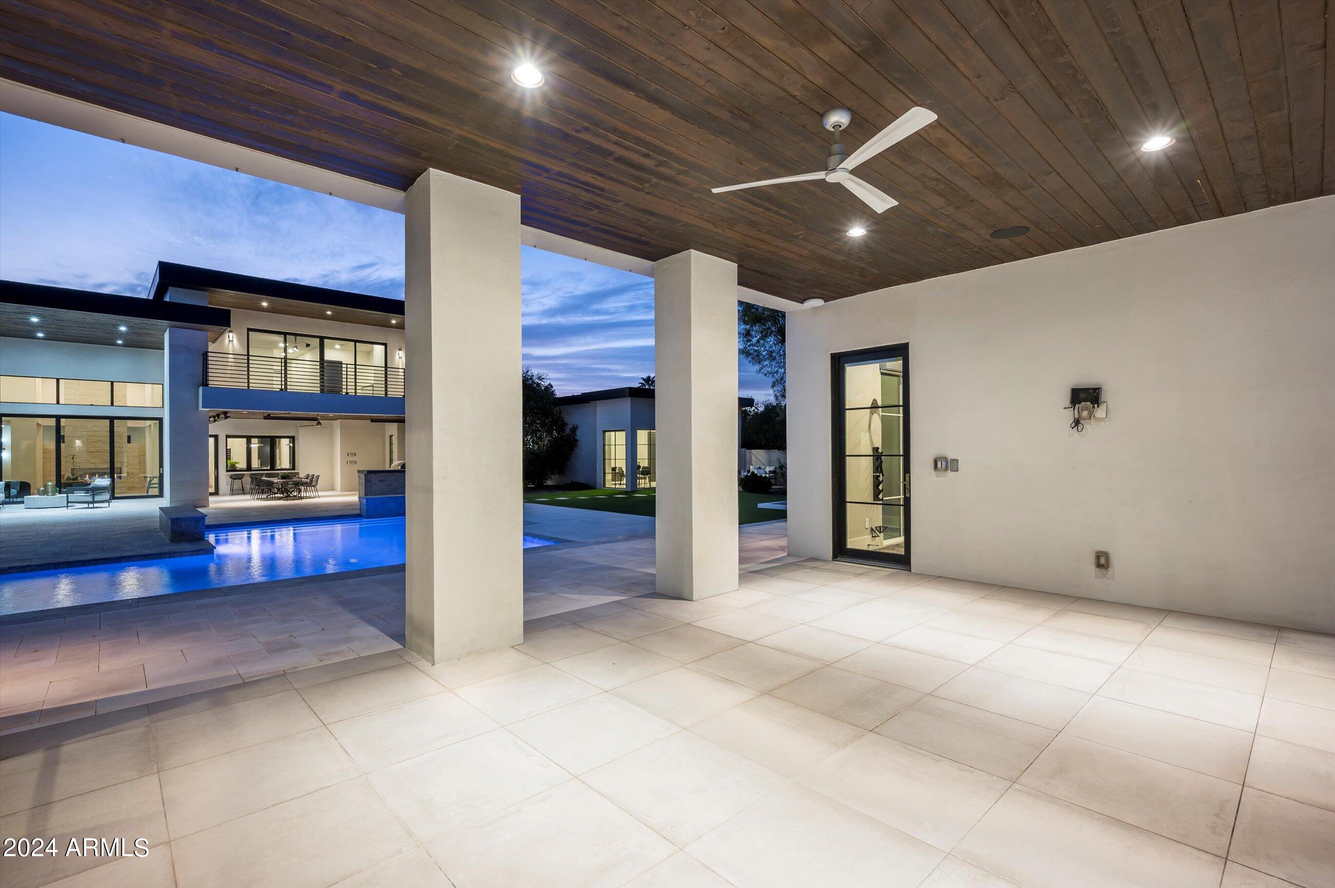 Paradise Valley - Residential