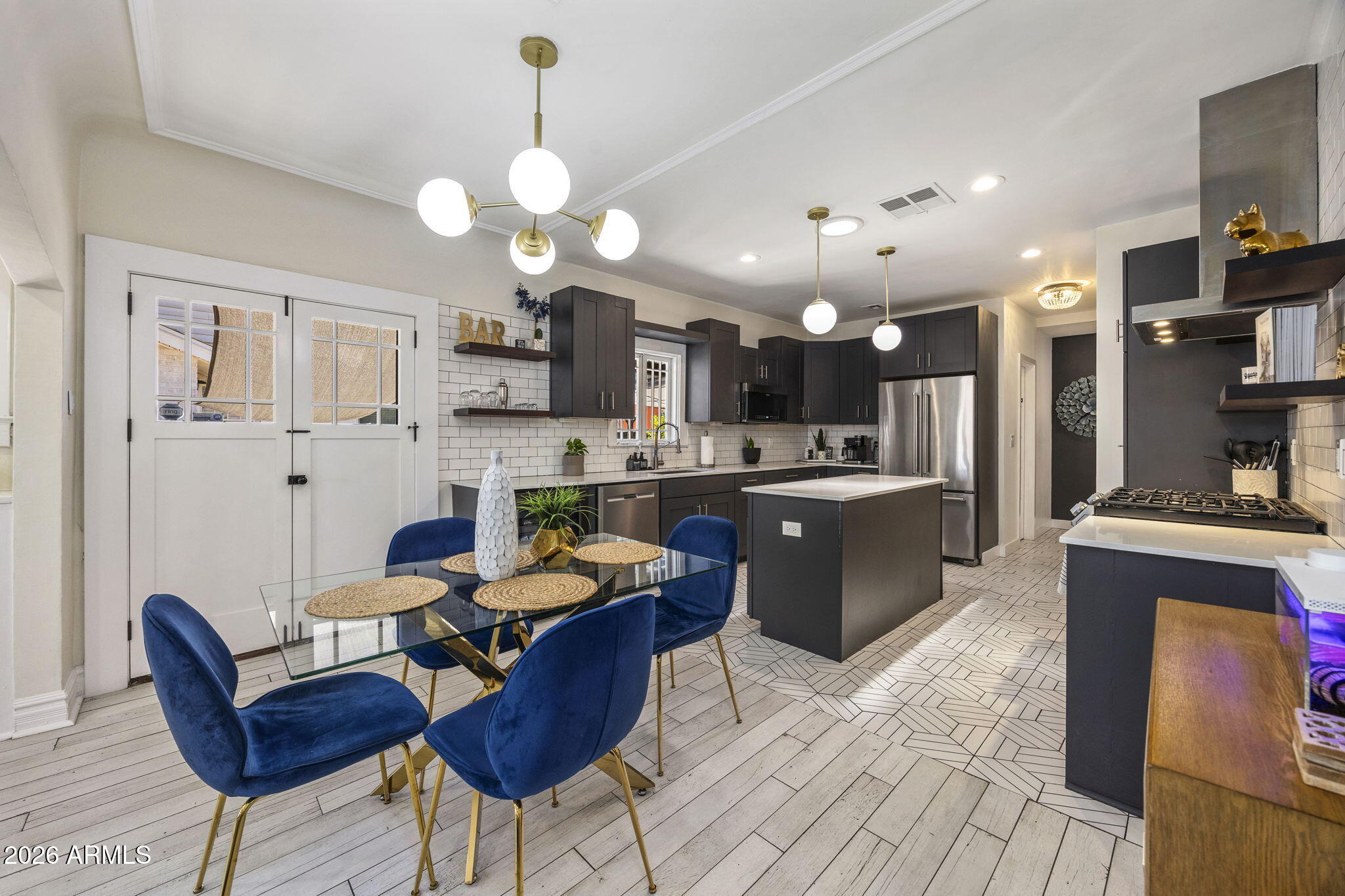 BEVAN PLACE - Residential