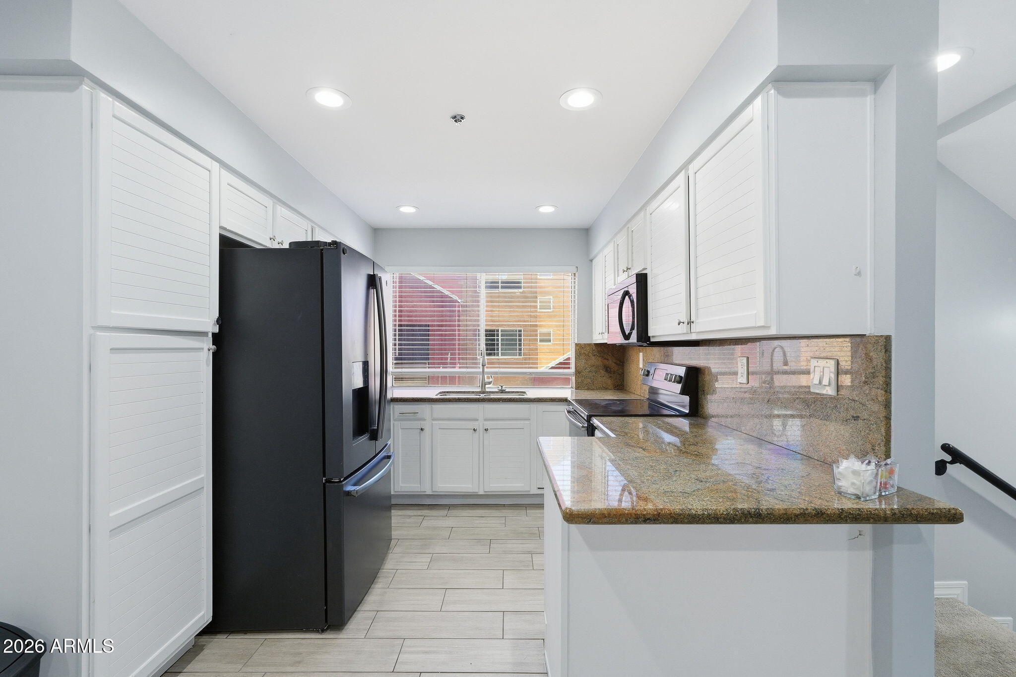 HAYDEN SQUARE CONDOMINIUM - Residential