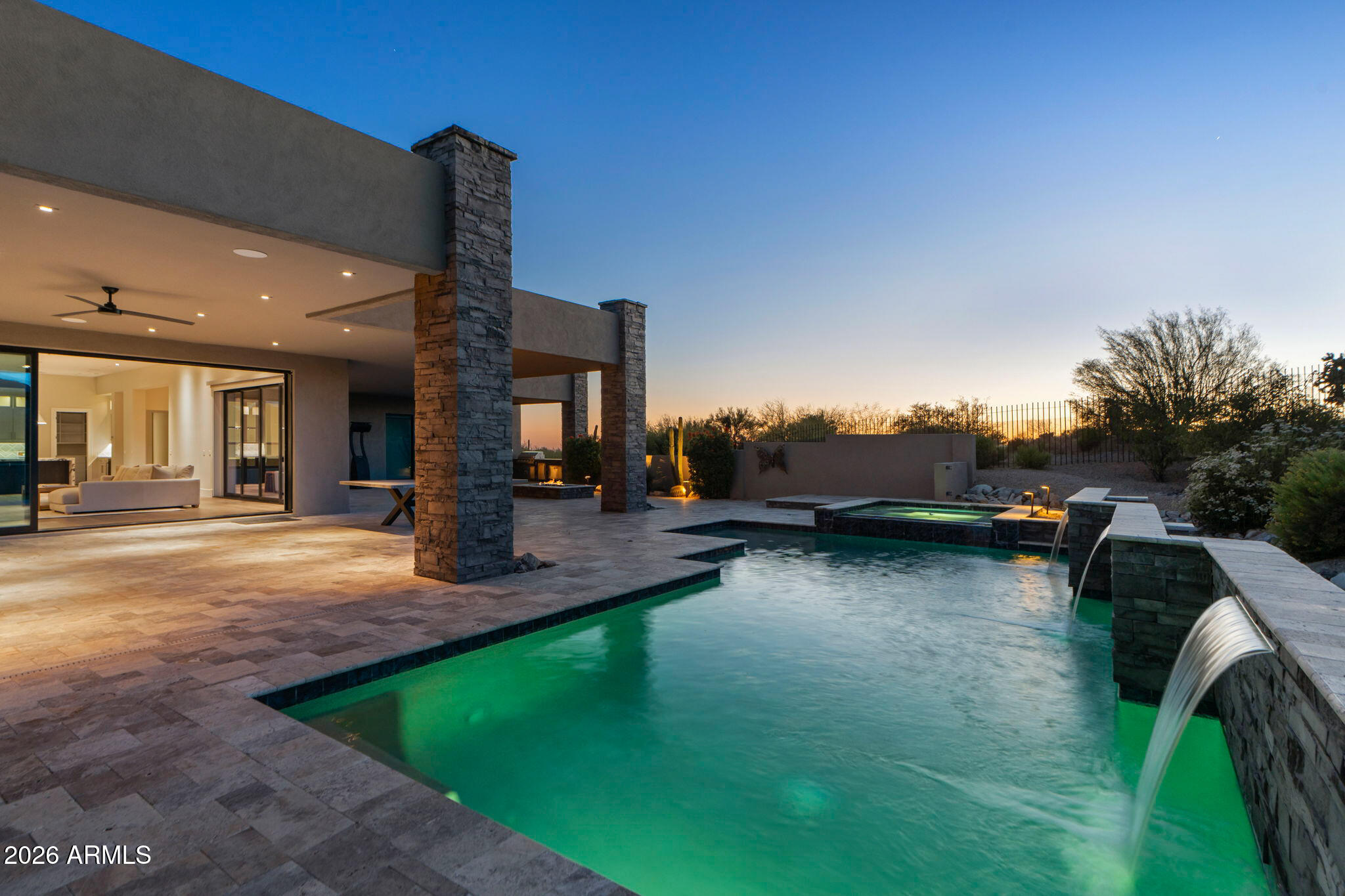 DESERT MOUNTAIN - Residential