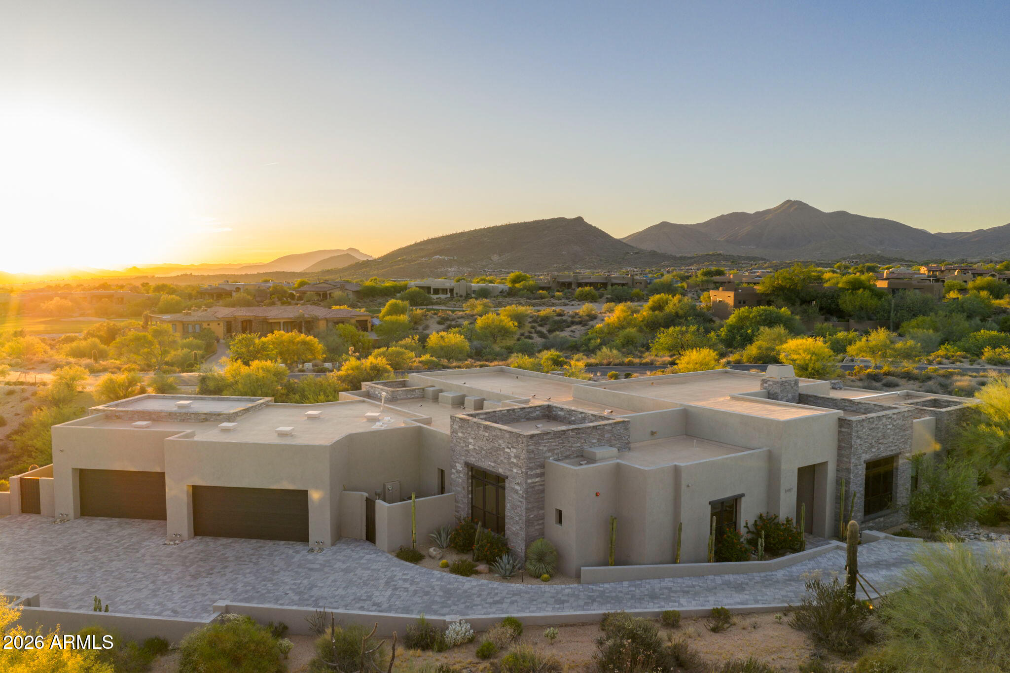 DESERT MOUNTAIN - Residential