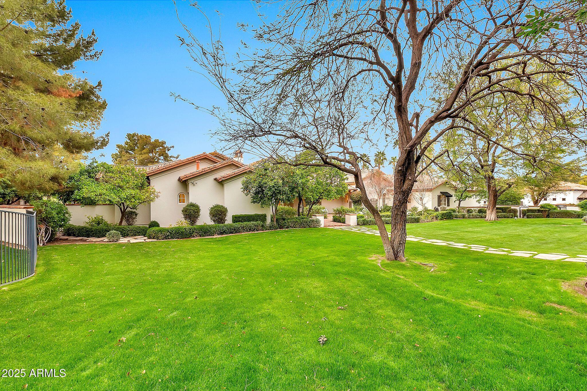 OAKWOOD HILLS SUBDIVISION RE-AMD LOT 1-33 TR A-D - Residential