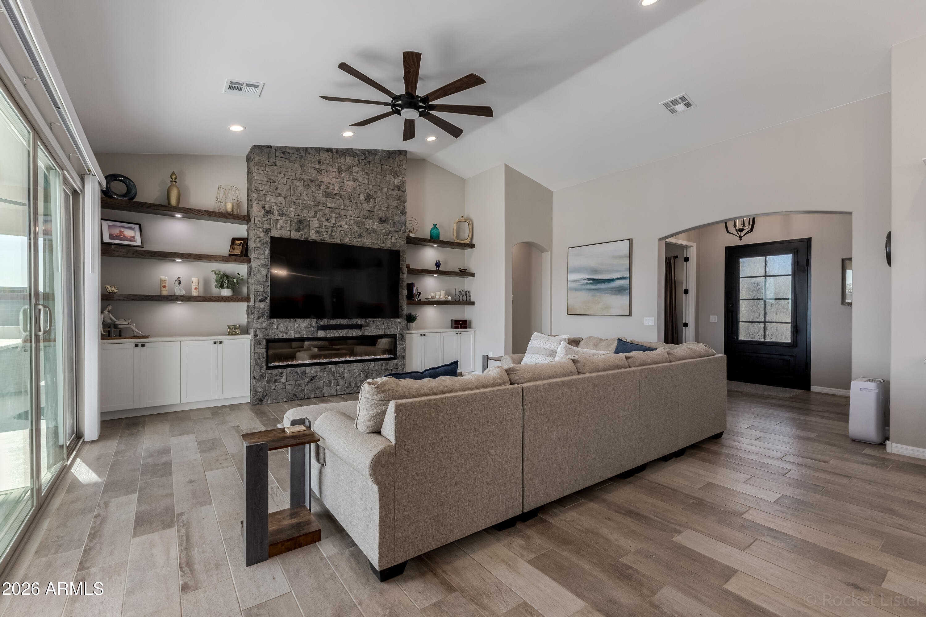 ARROYO VERDE ESTATES - Residential