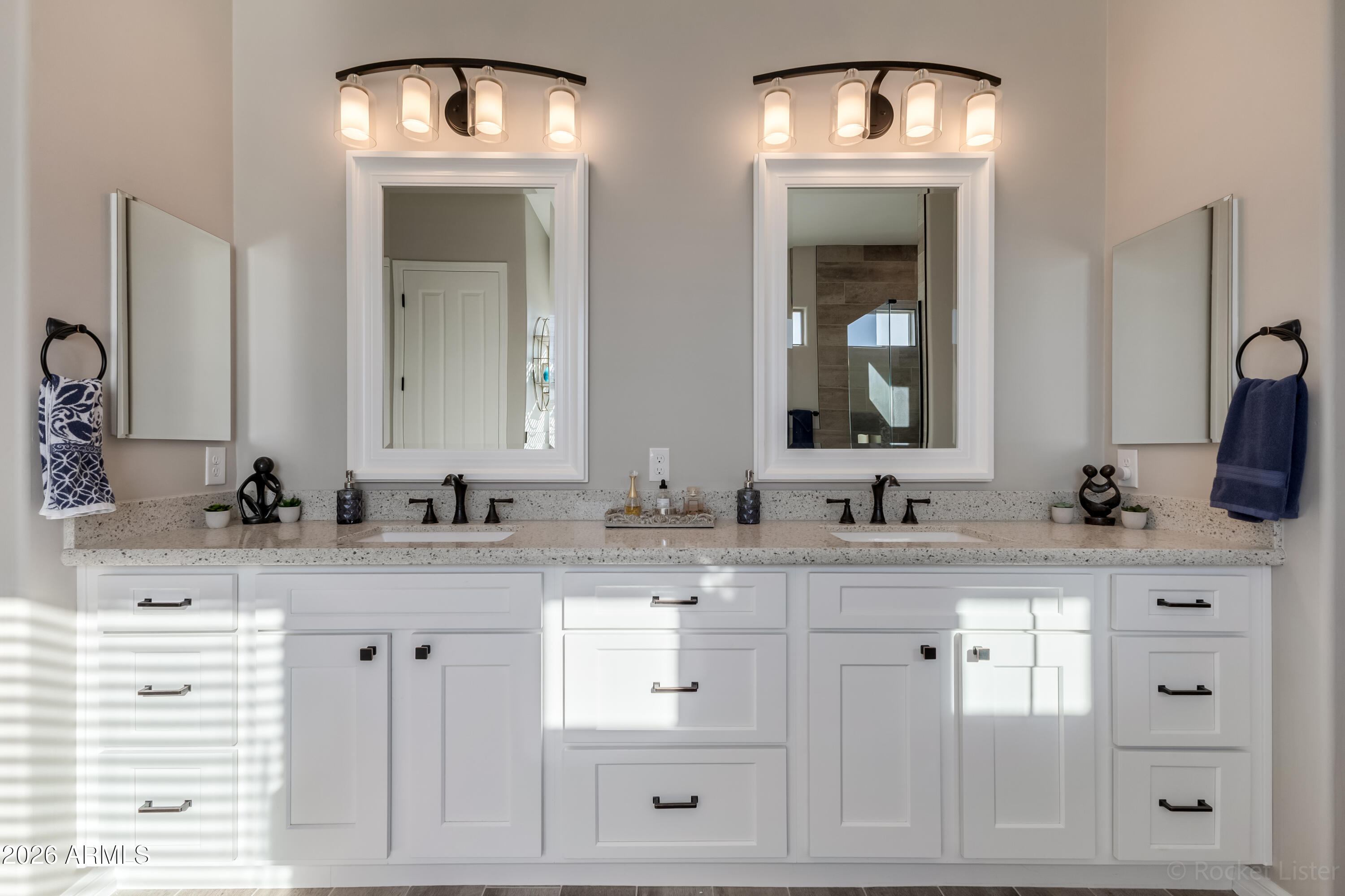 ARROYO VERDE ESTATES - Residential