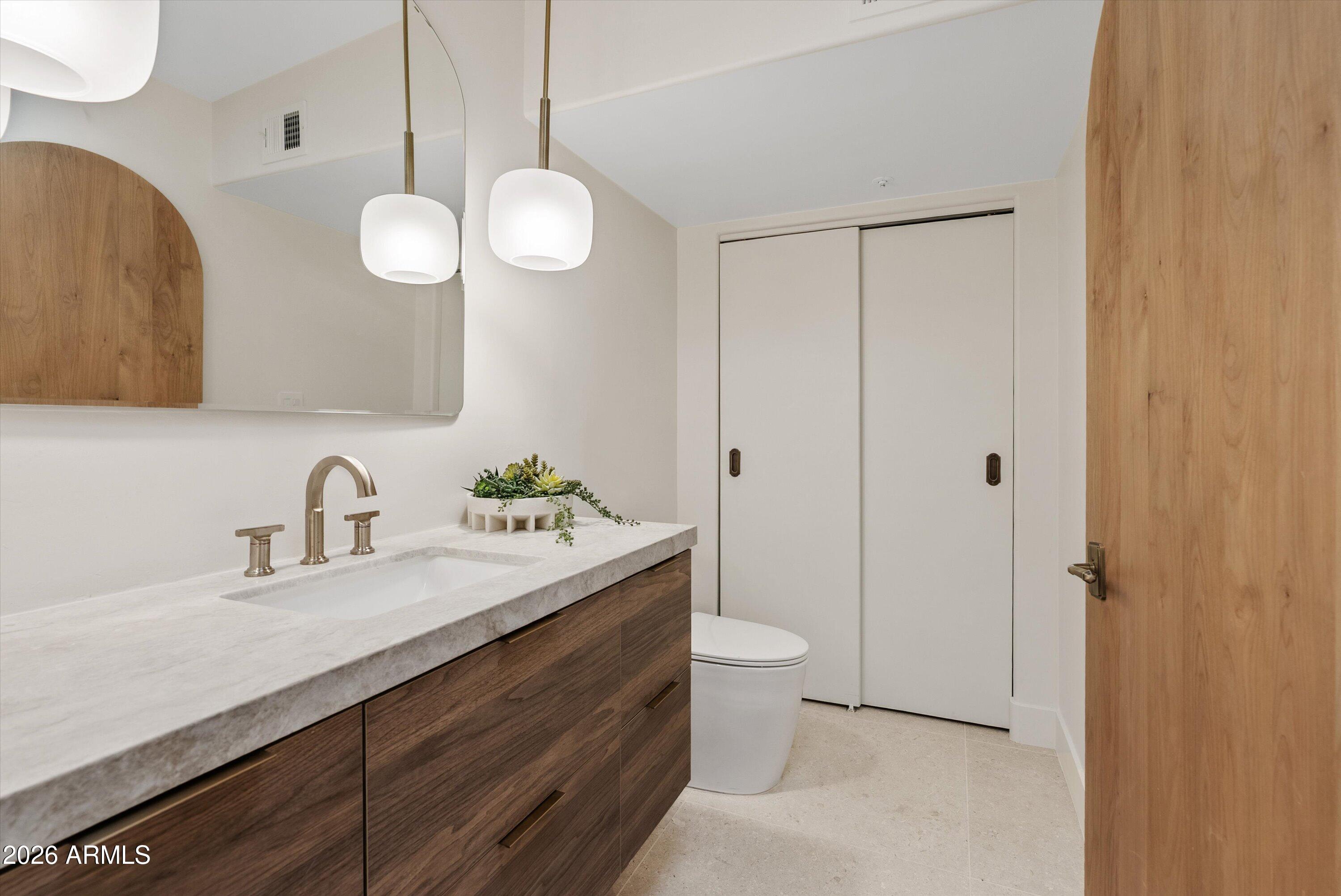 CAMELBACK PARK ESTATES - Residential