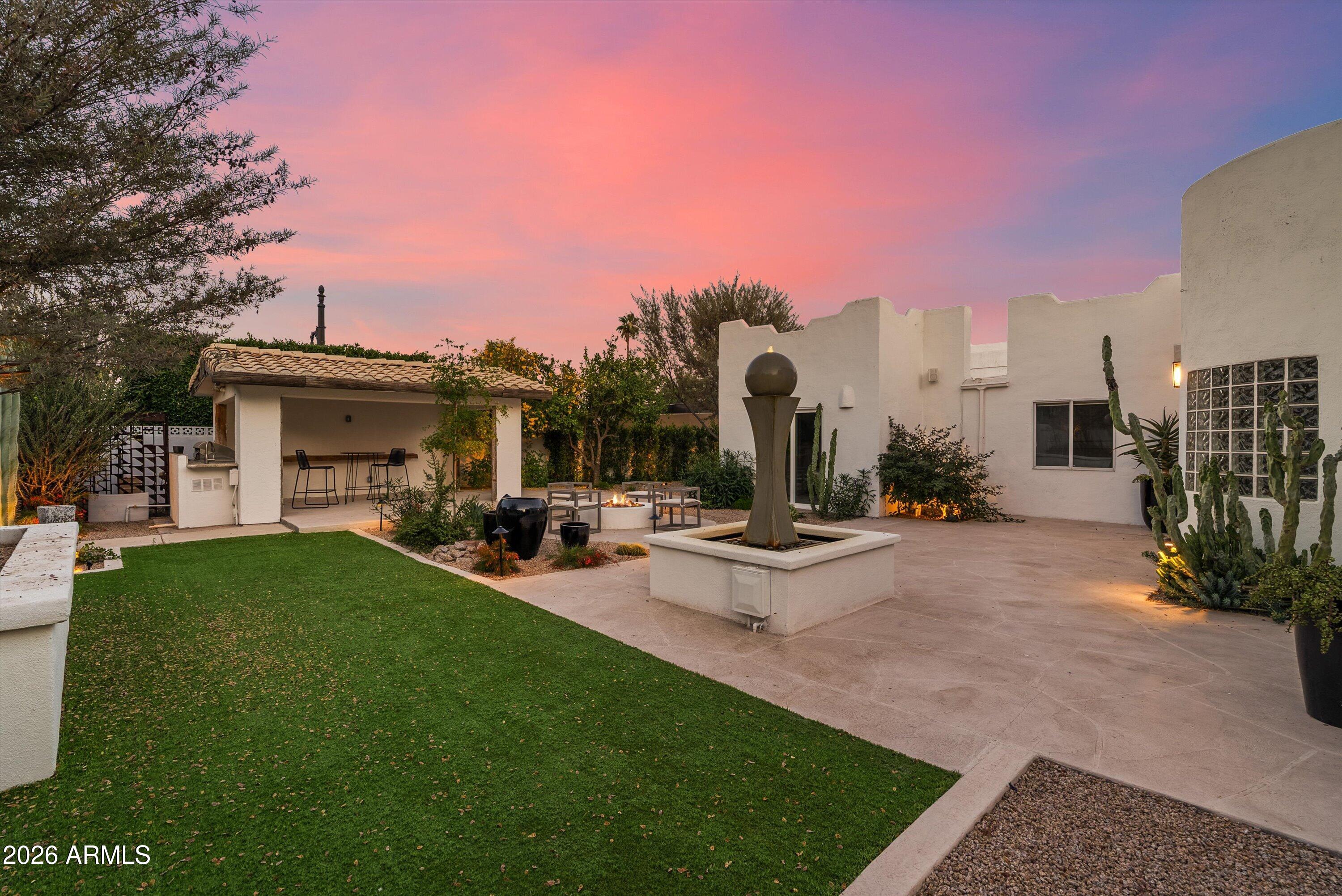 CAMELBACK PARK ESTATES - Residential