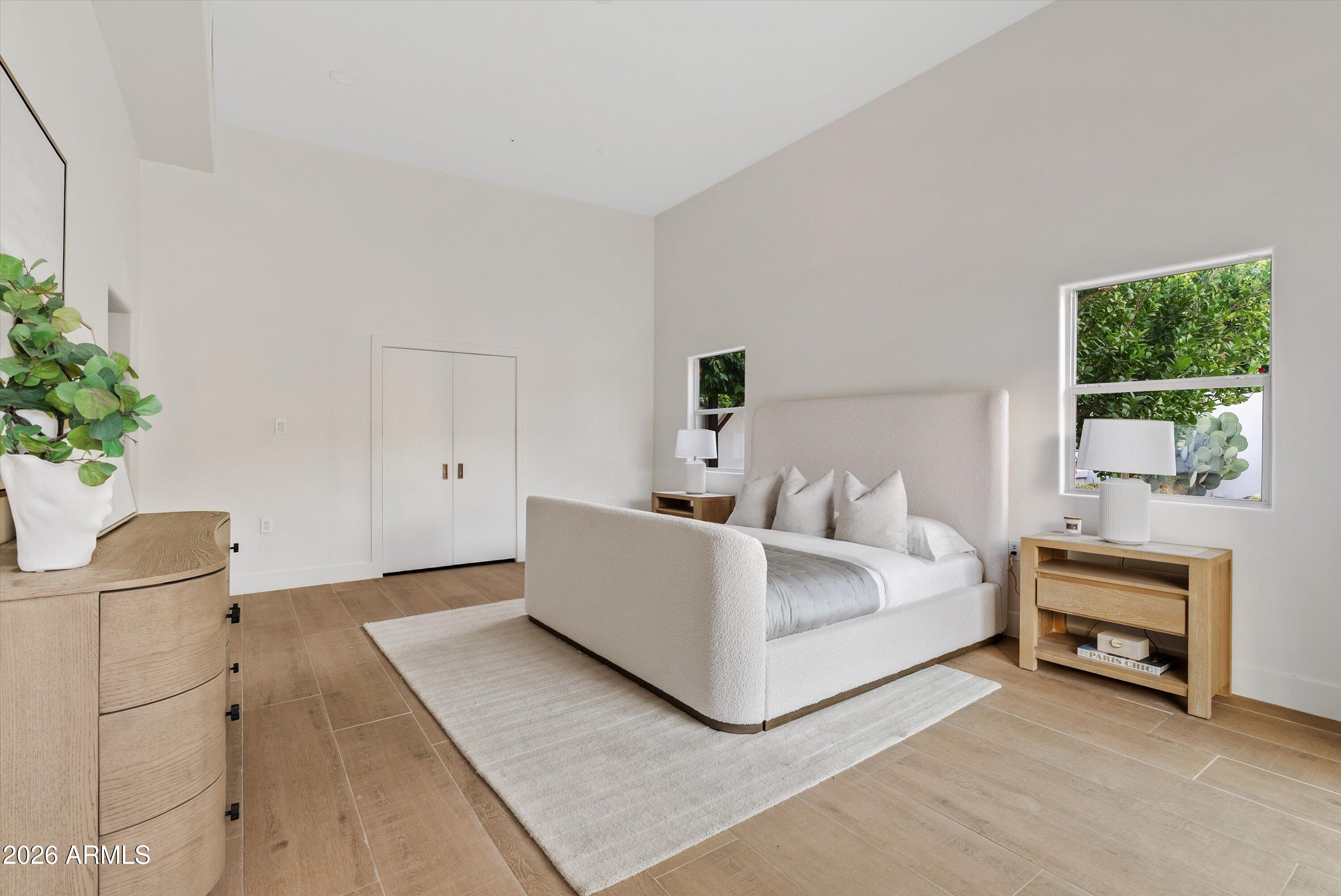 CAMELBACK PARK ESTATES - Residential