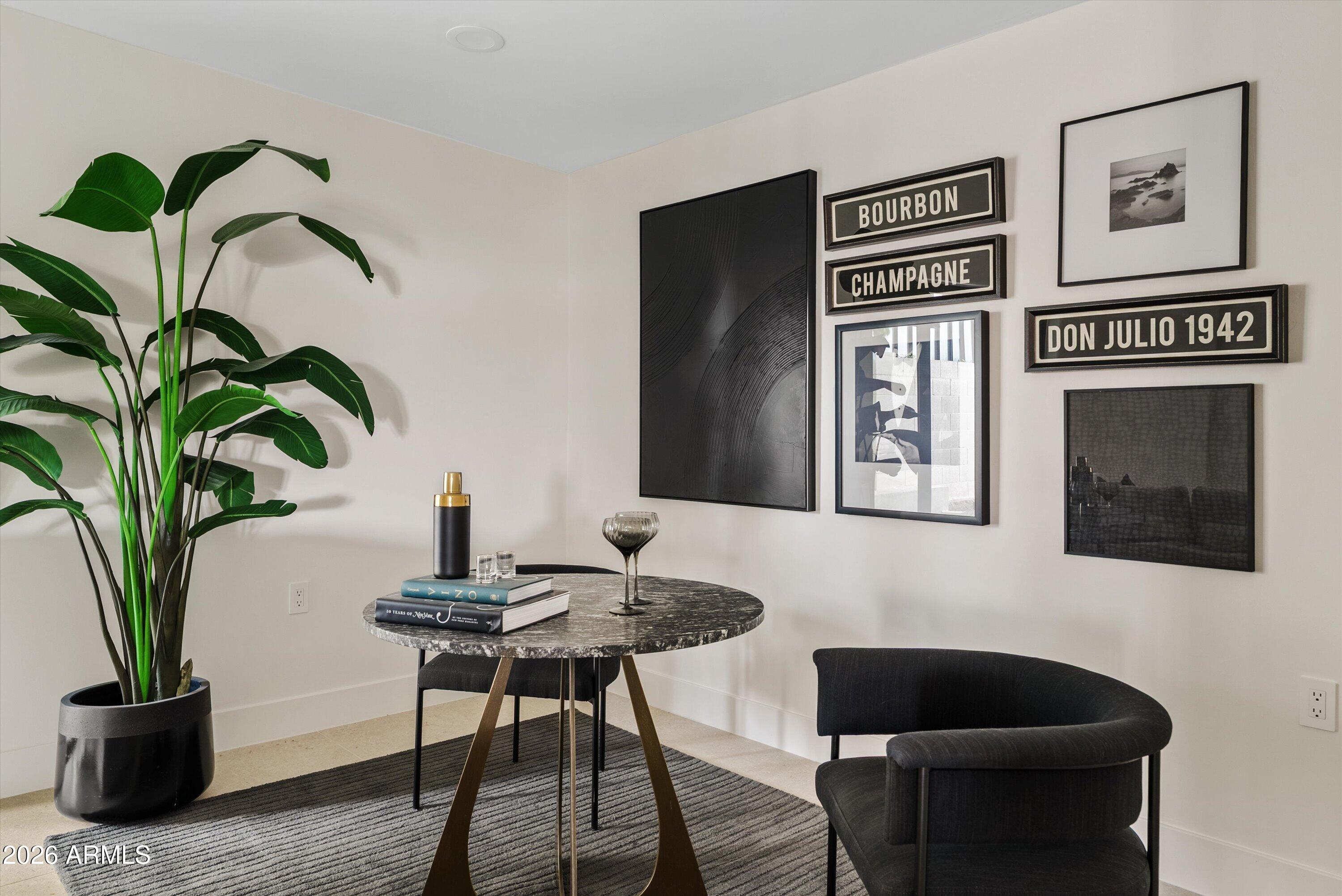 CAMELBACK PARK ESTATES - Residential