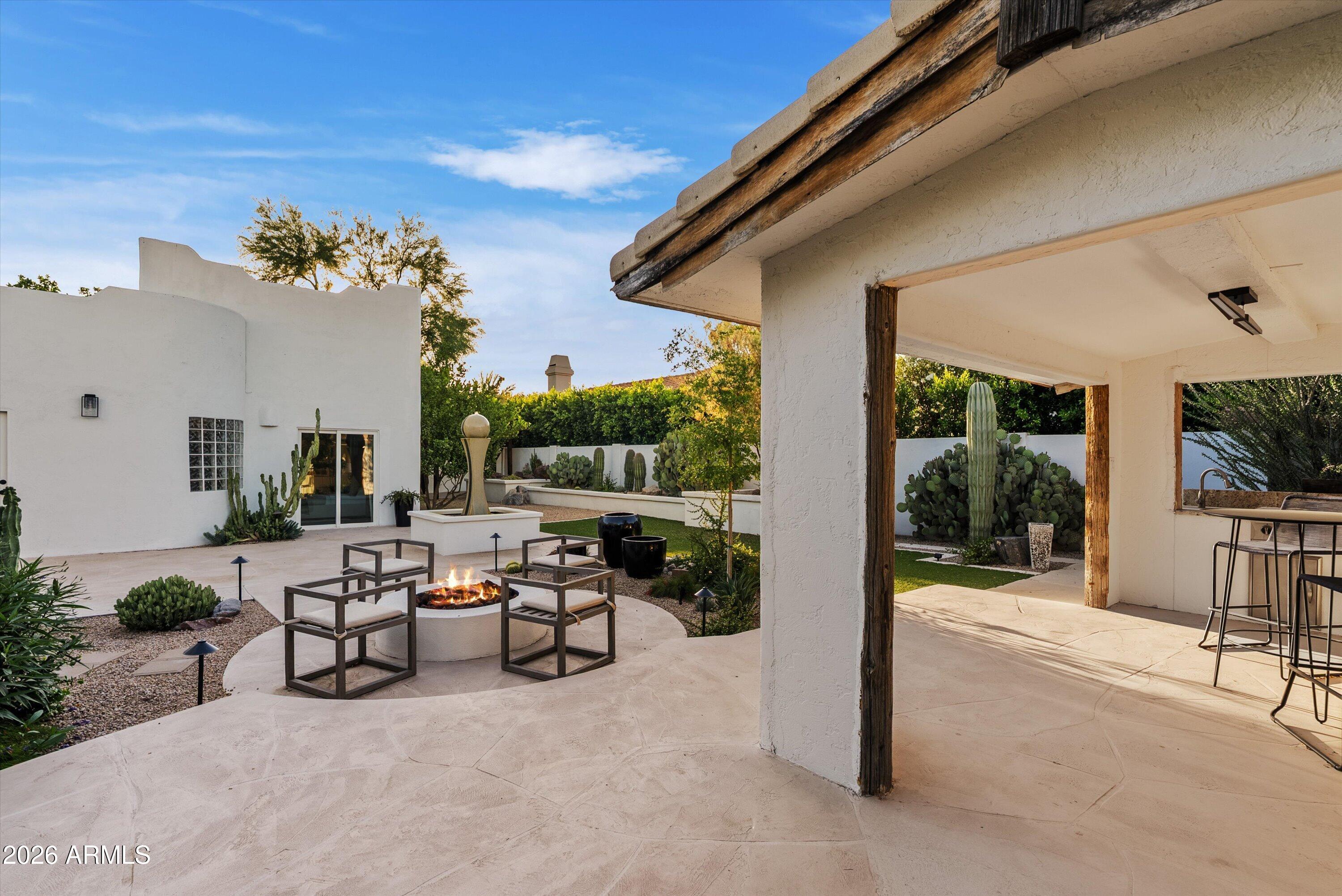 CAMELBACK PARK ESTATES - Residential