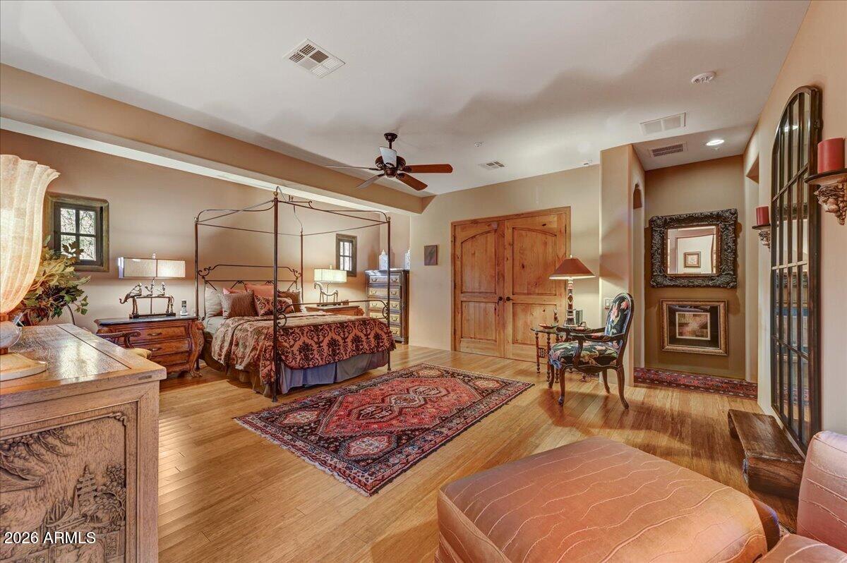 MIRABEL VILLAGE 9 - Residential