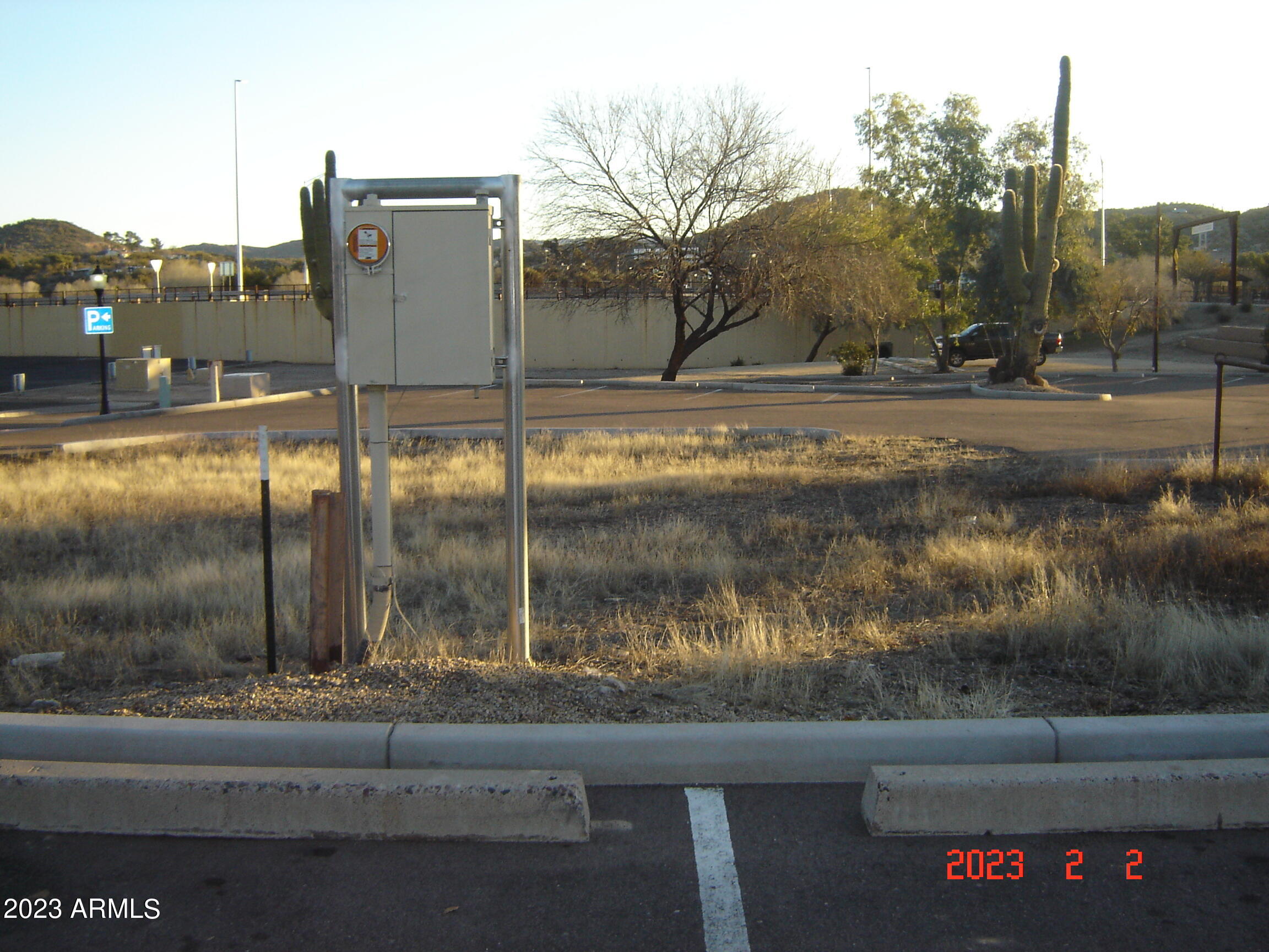 WICKENBURG - Land
