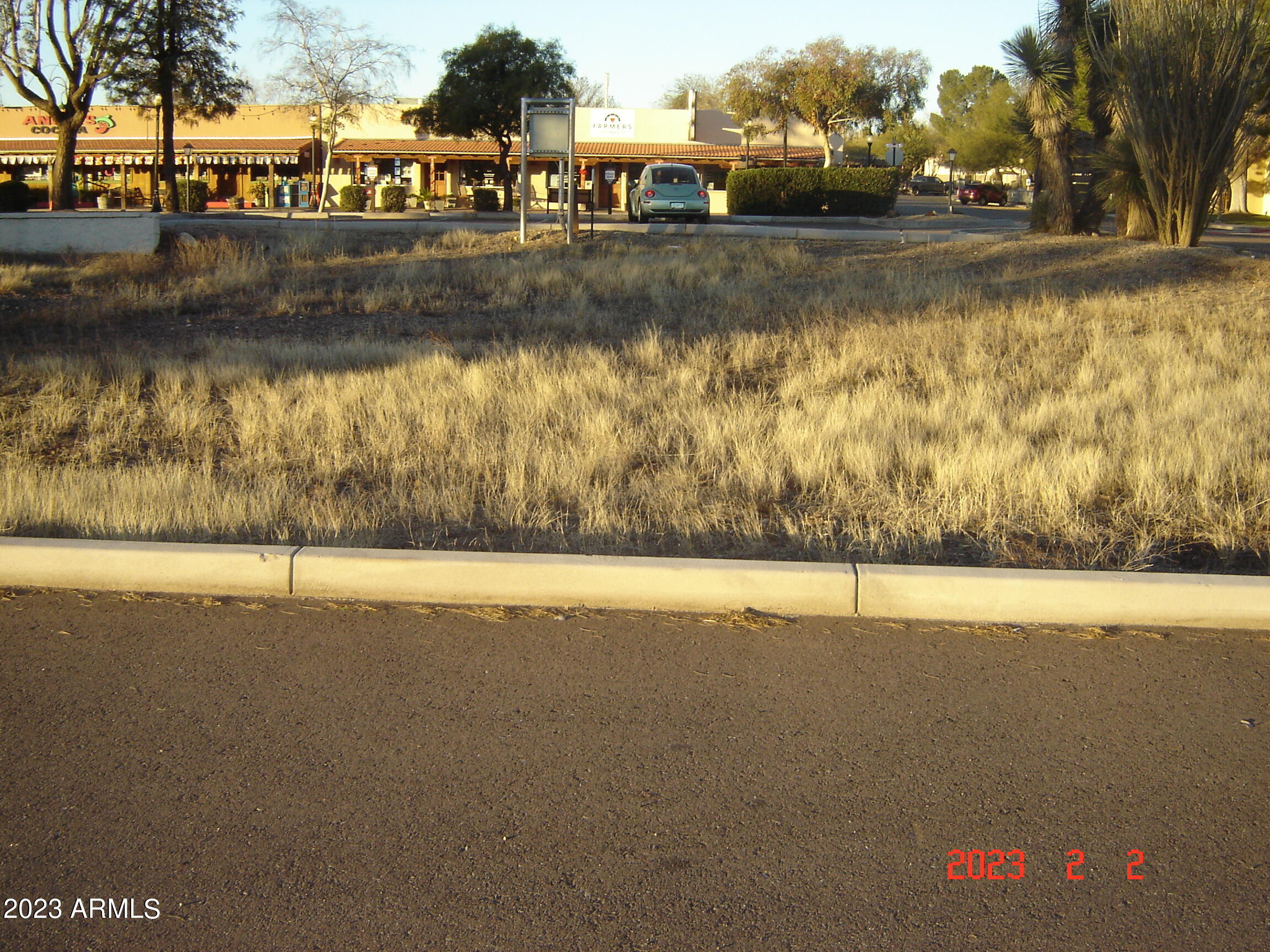 WICKENBURG - Land